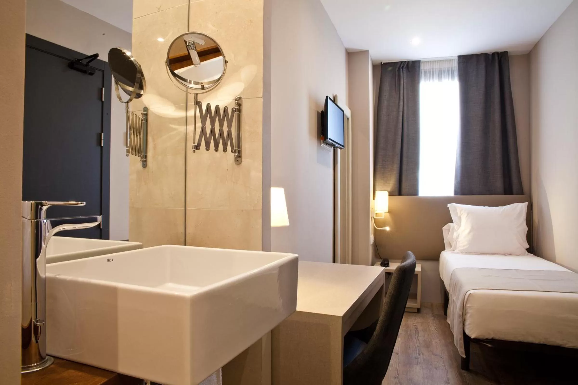 Single Room - single occupancy in May Ramblas Hotel