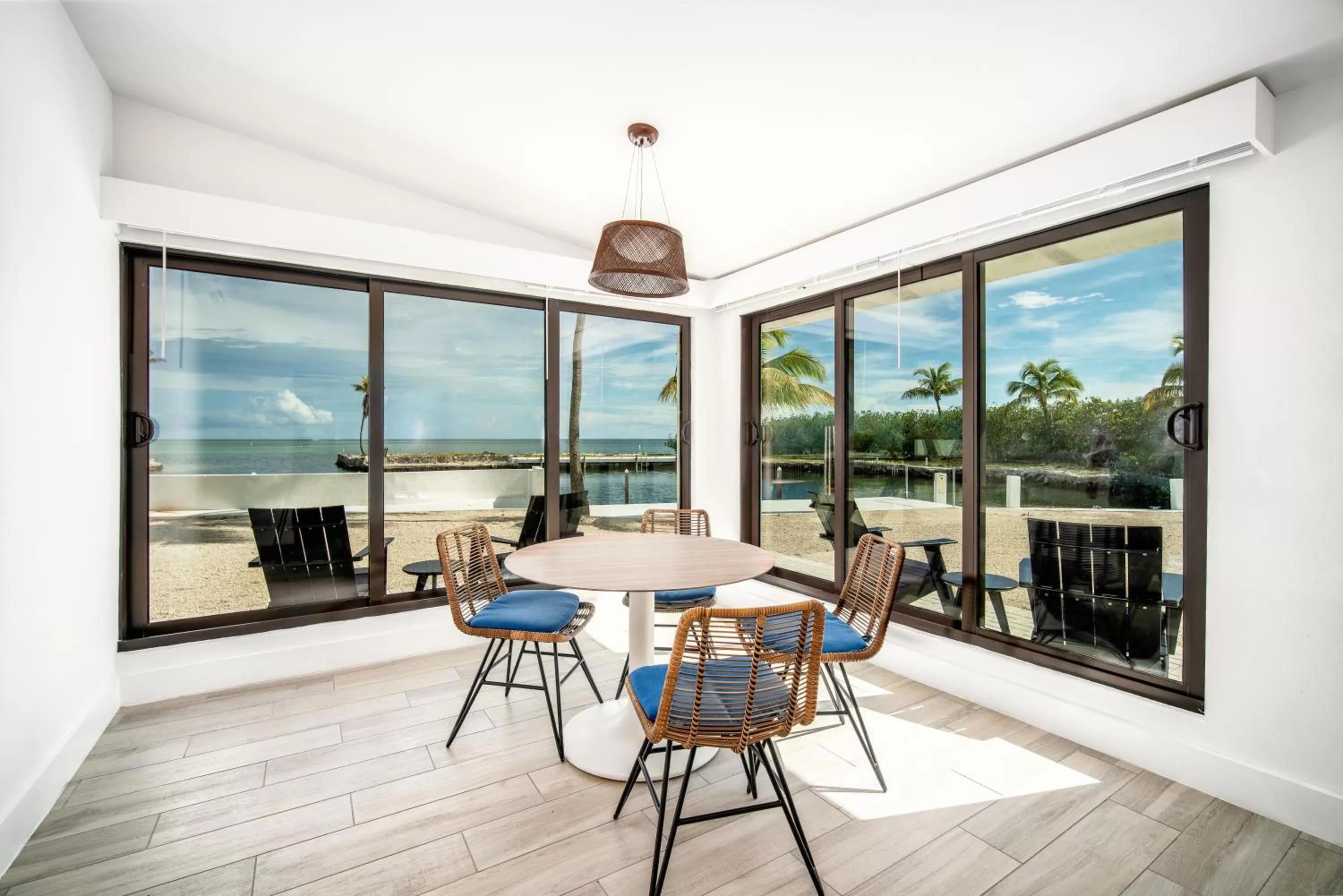 Premium Ocean View King Villa in Chesapeake Beach Resort