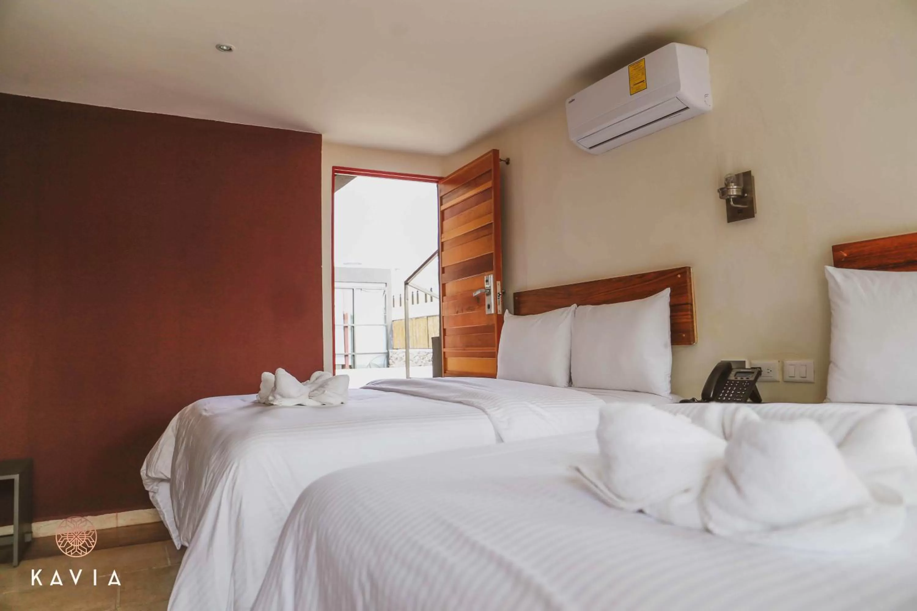 Superior Double Room with Two Double Beds in Hotel Urban