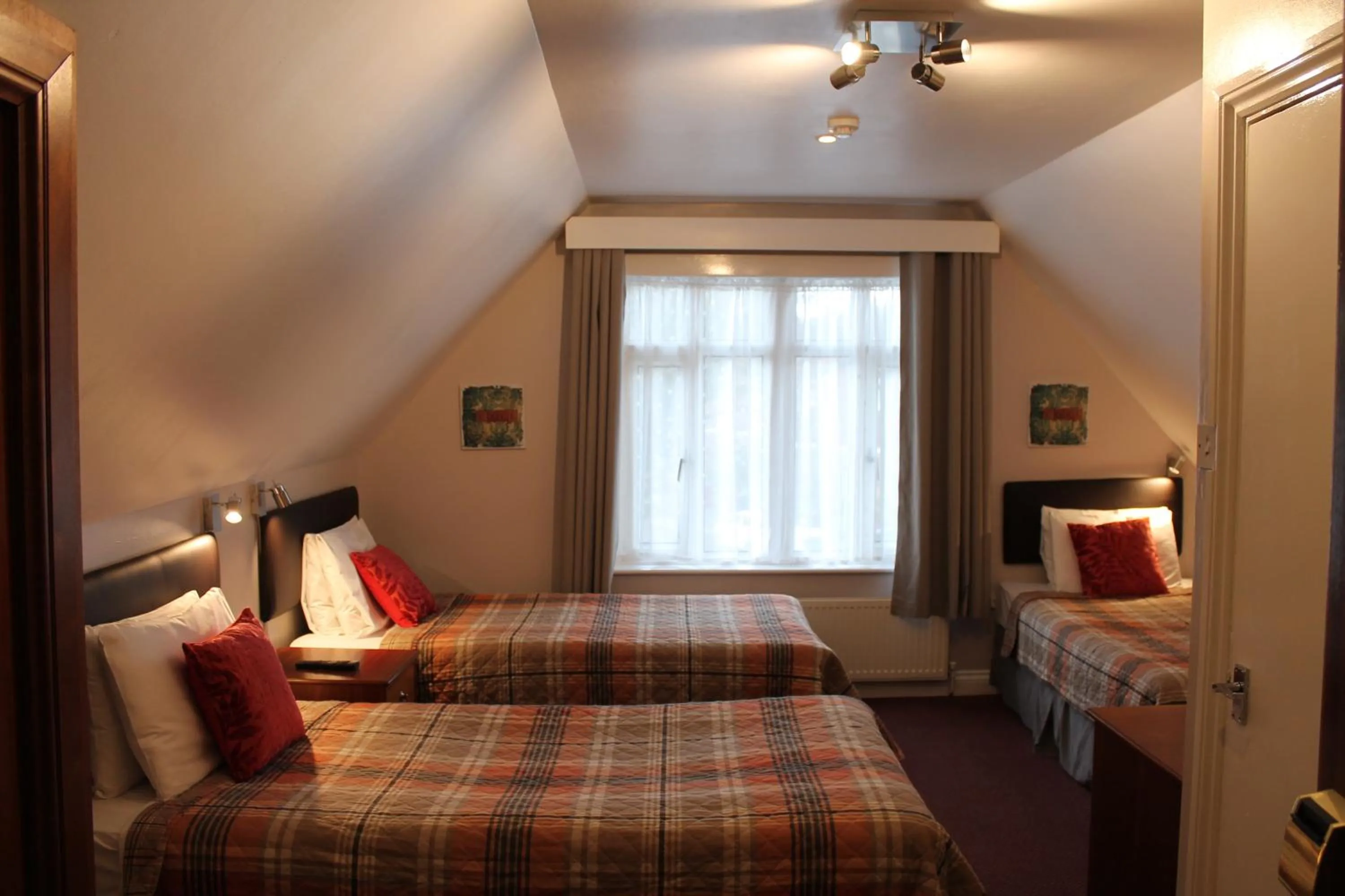 Triple Room in The Abbey House Hotel