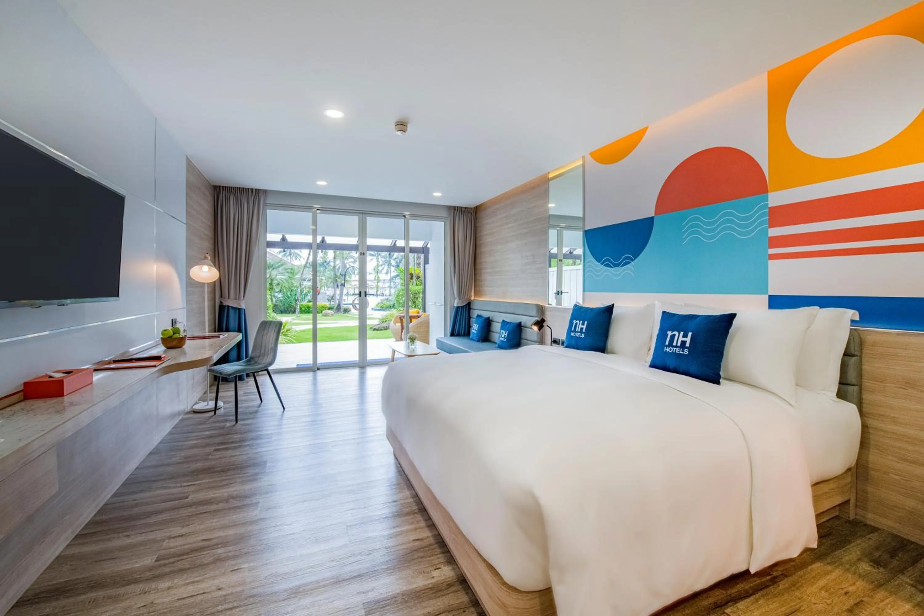 Grand Deluxe Room in NH Boat Lagoon Phuket Resort