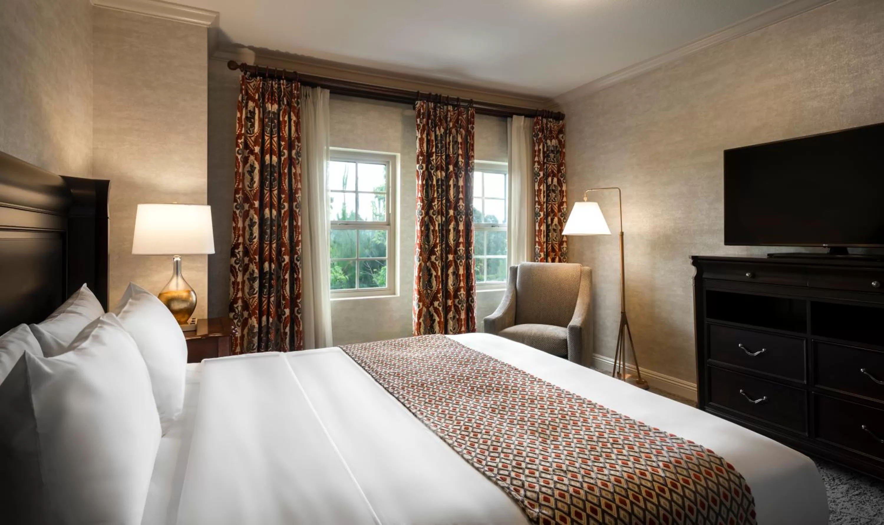 Executive Suite in Ayres Hotel Costa Mesa Newport Beach