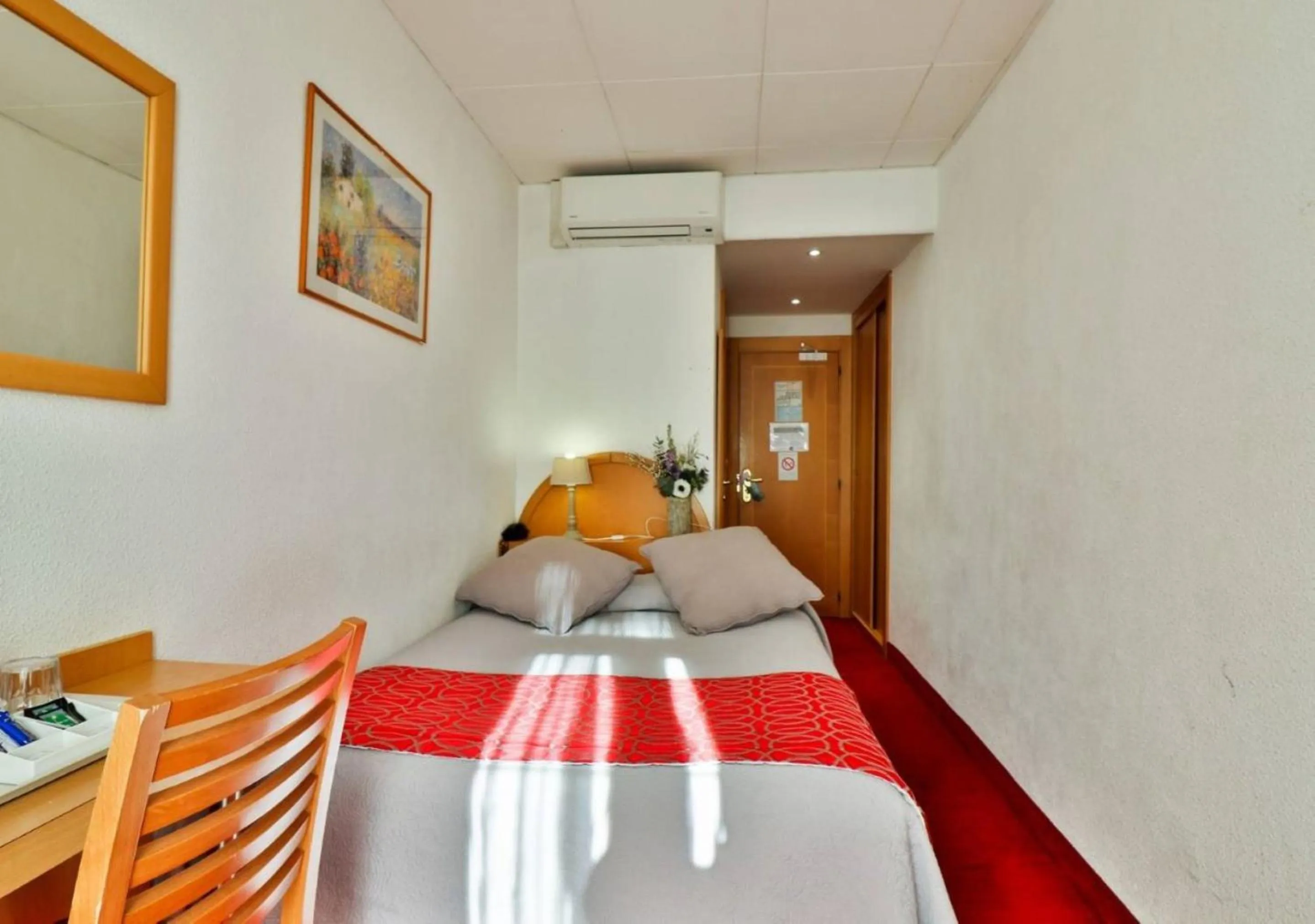 Single Room in Hôtel restaurant Oasis