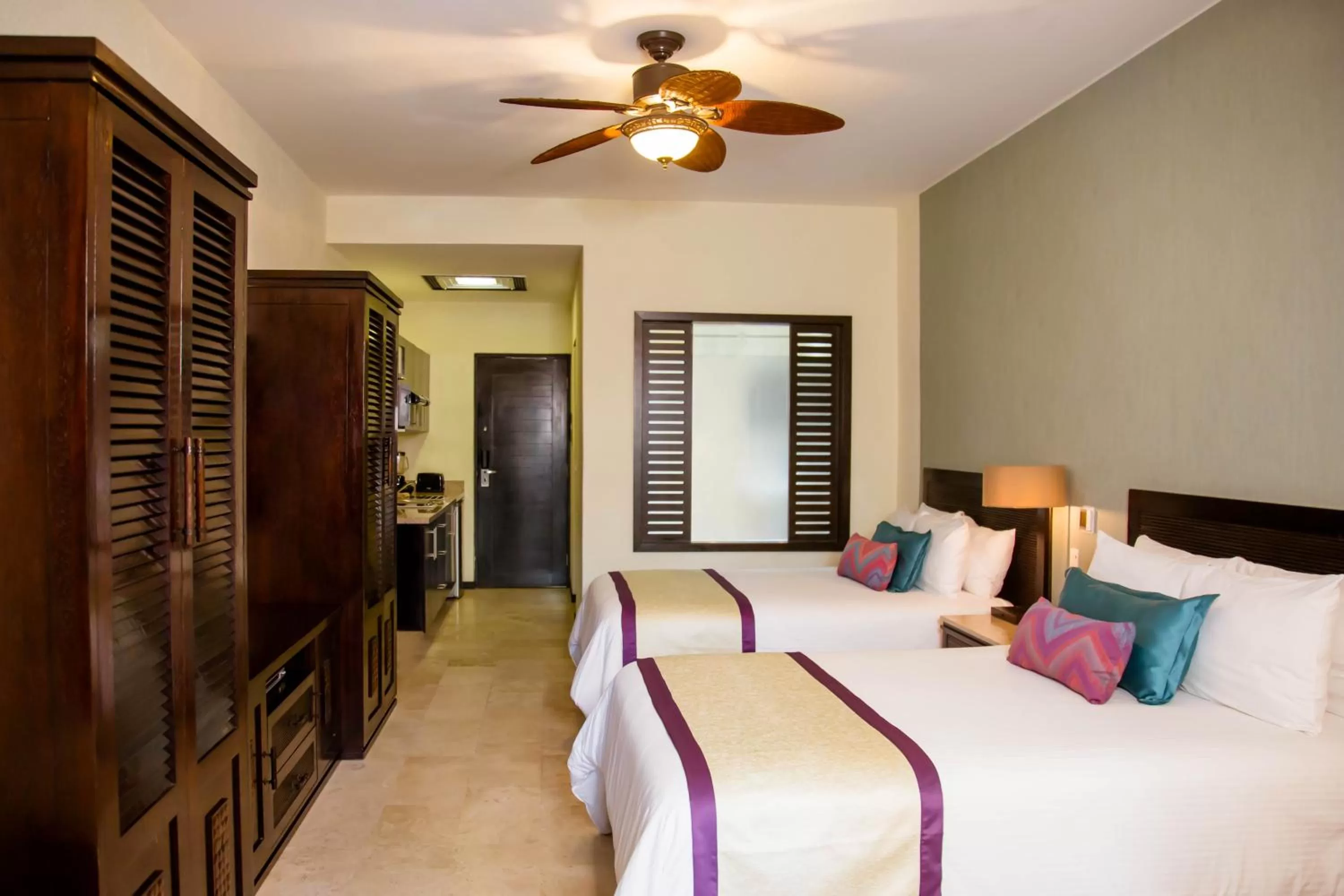 Standard Double Room with Two Double Beds in Casa Dorada Los Cabos Resort & Spa