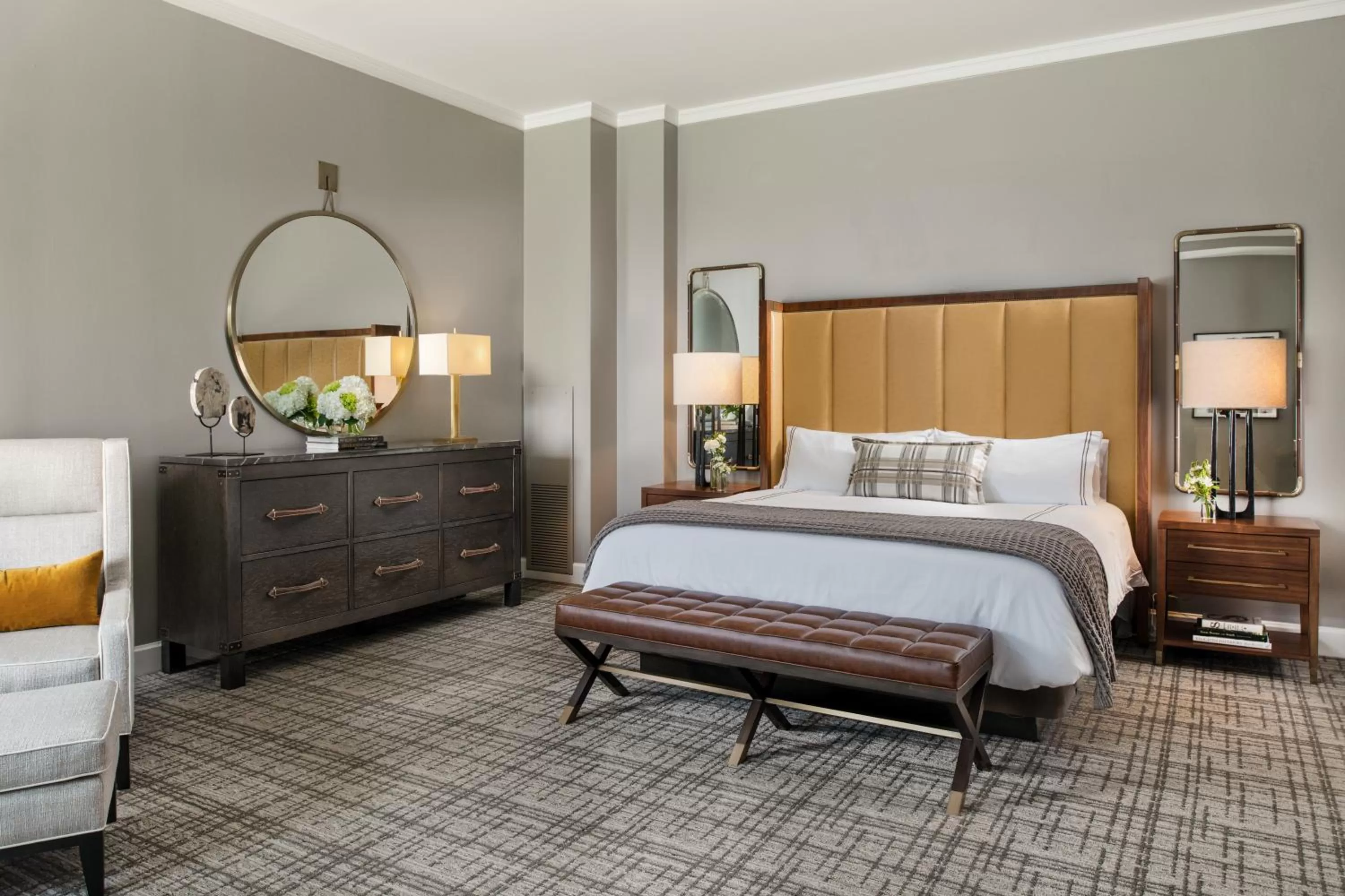 Deluxe King Suite in Chateau Elan Winery