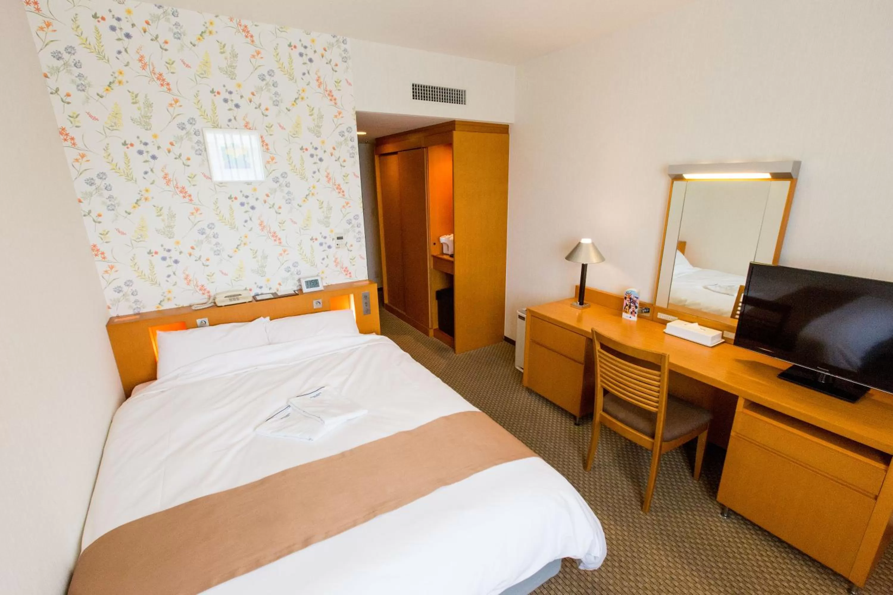Standard Double Room - single occupancy - Non-Smoking in Keisei Hotel Miramare