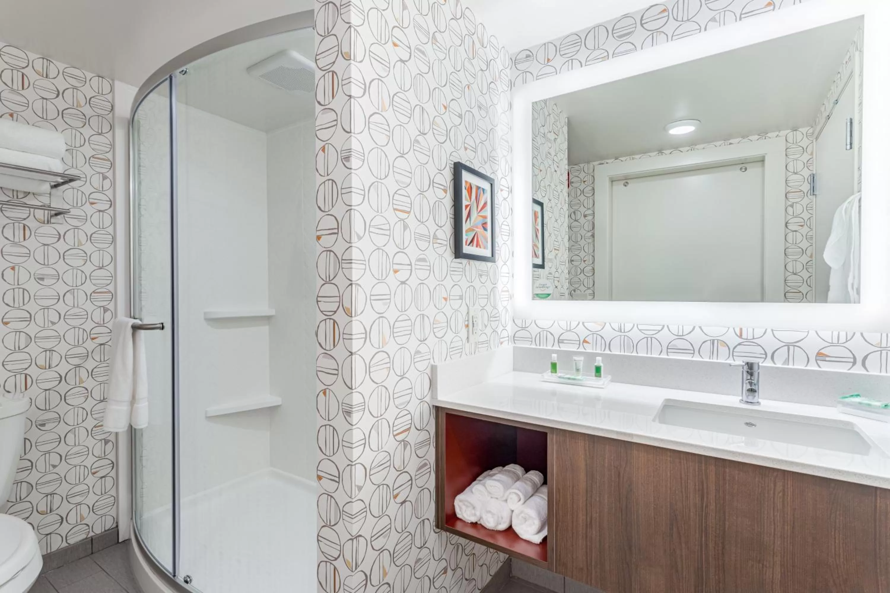 Standard King Room in Holiday Inn - Columbus by IHG