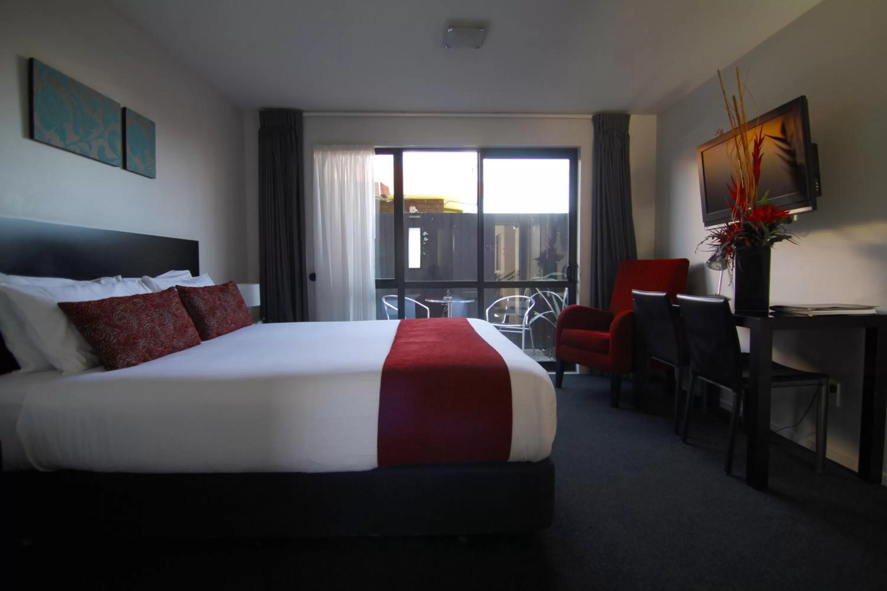 King Studio in Metropolitan Motel on Riccarton - 2 mins walk to Westfield