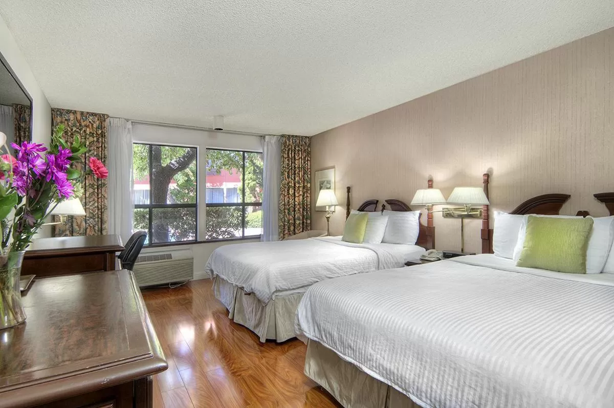 Room with Two Queen Beds in County Inn