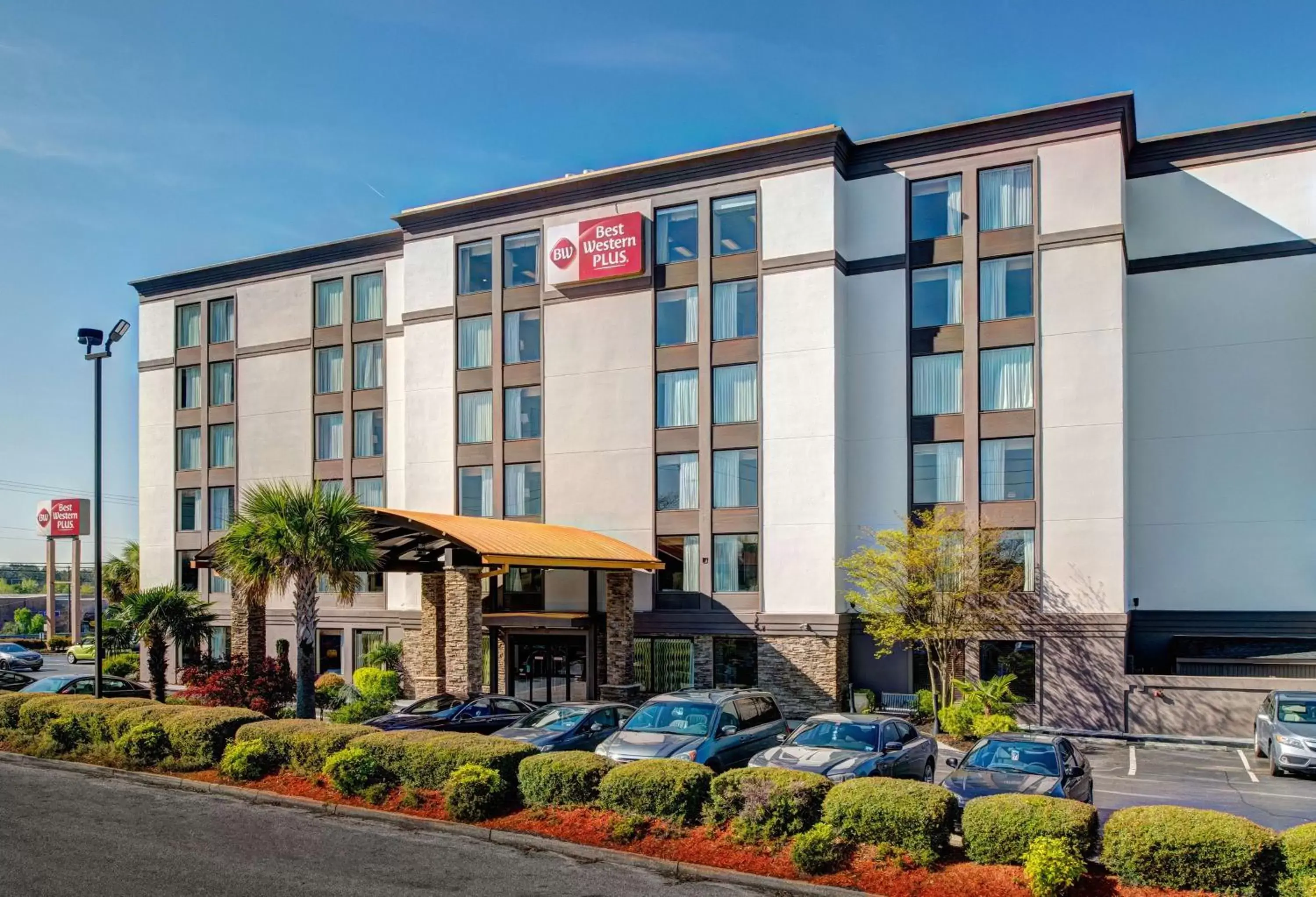 Holiday Inn & Suites Columbia NE - Ft Jackson Area by IHG Holiday Inn & Suites Columbia NE - Ft Jackson Area by IHG