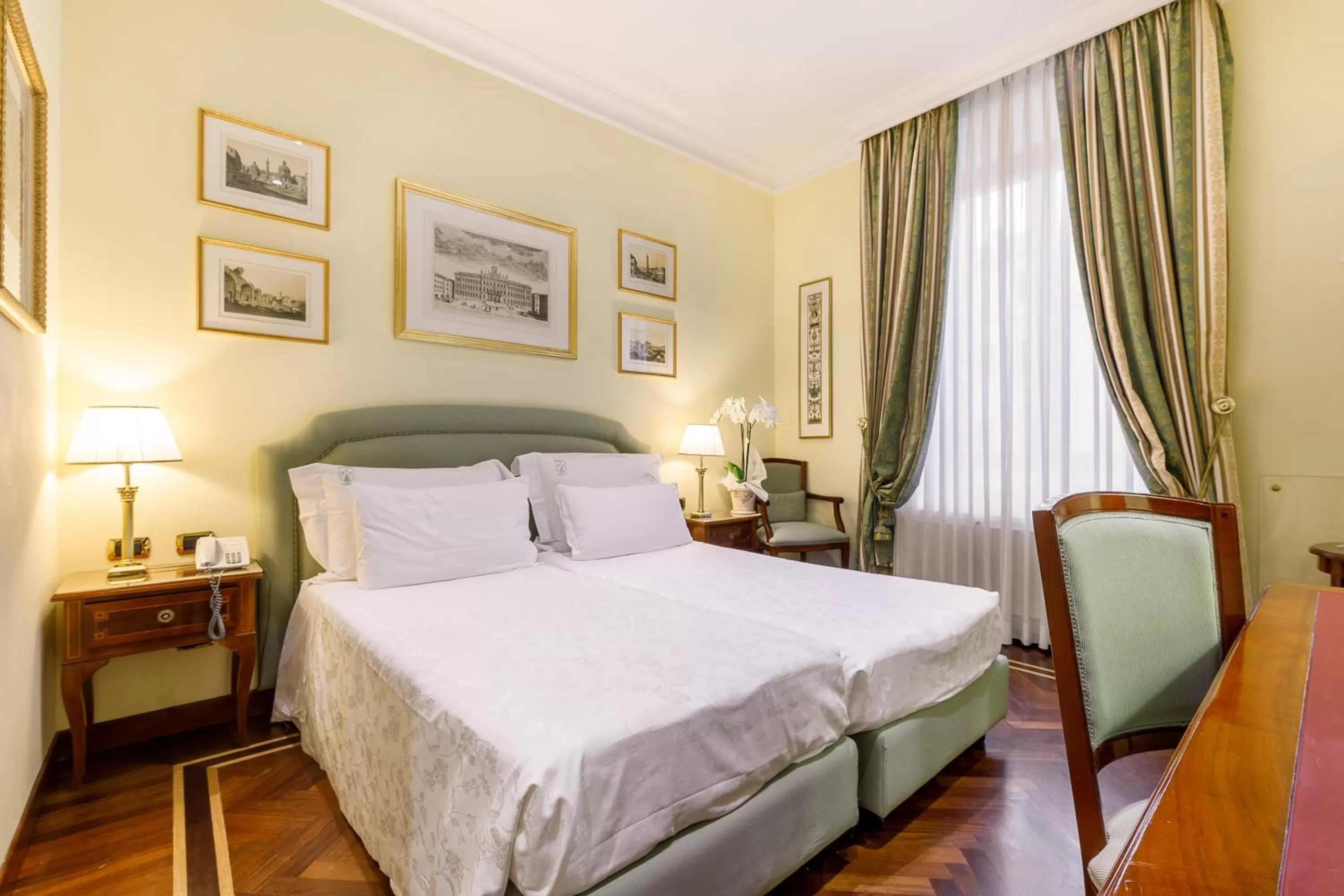 Deluxe Double or Twin Room in Residenza Paolo VI