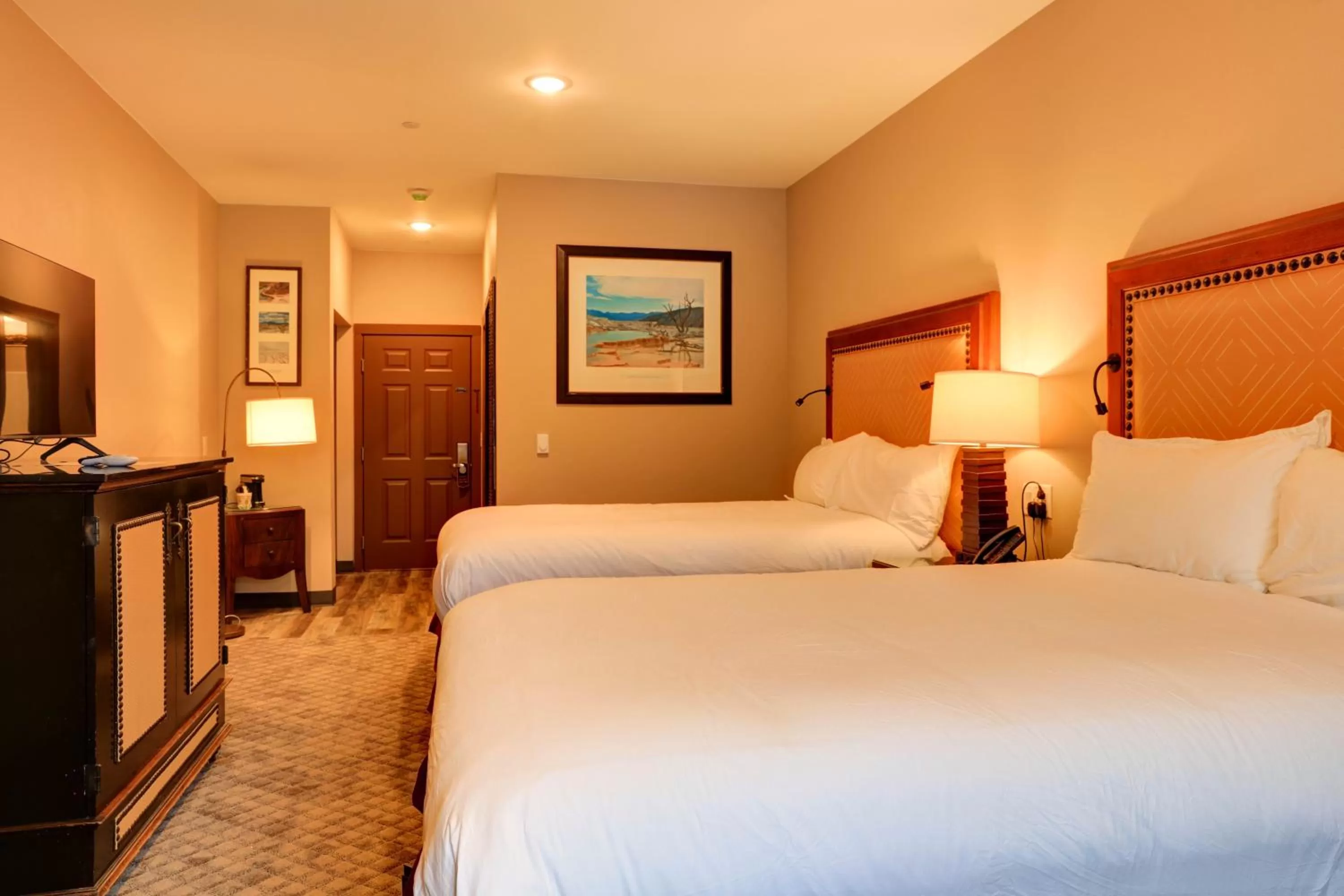 Deluxe Double Room in Wagon Wheel Hotel