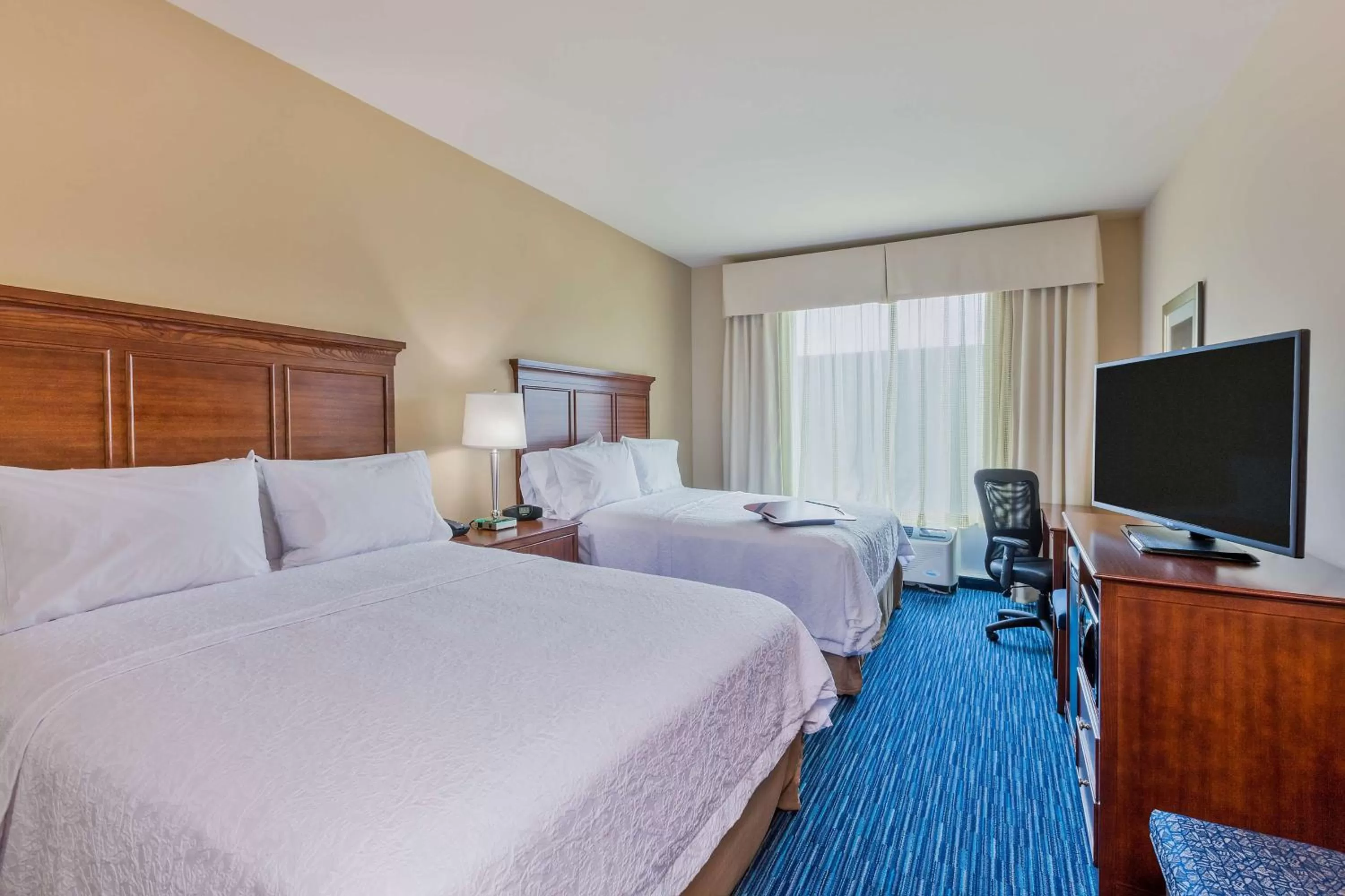 Queen Room with Two Queen Beds, Water View, Sofa Bed and Fridge - Non-Smoking in Hampton Inn & Suites Owensboro Downtown Waterfront