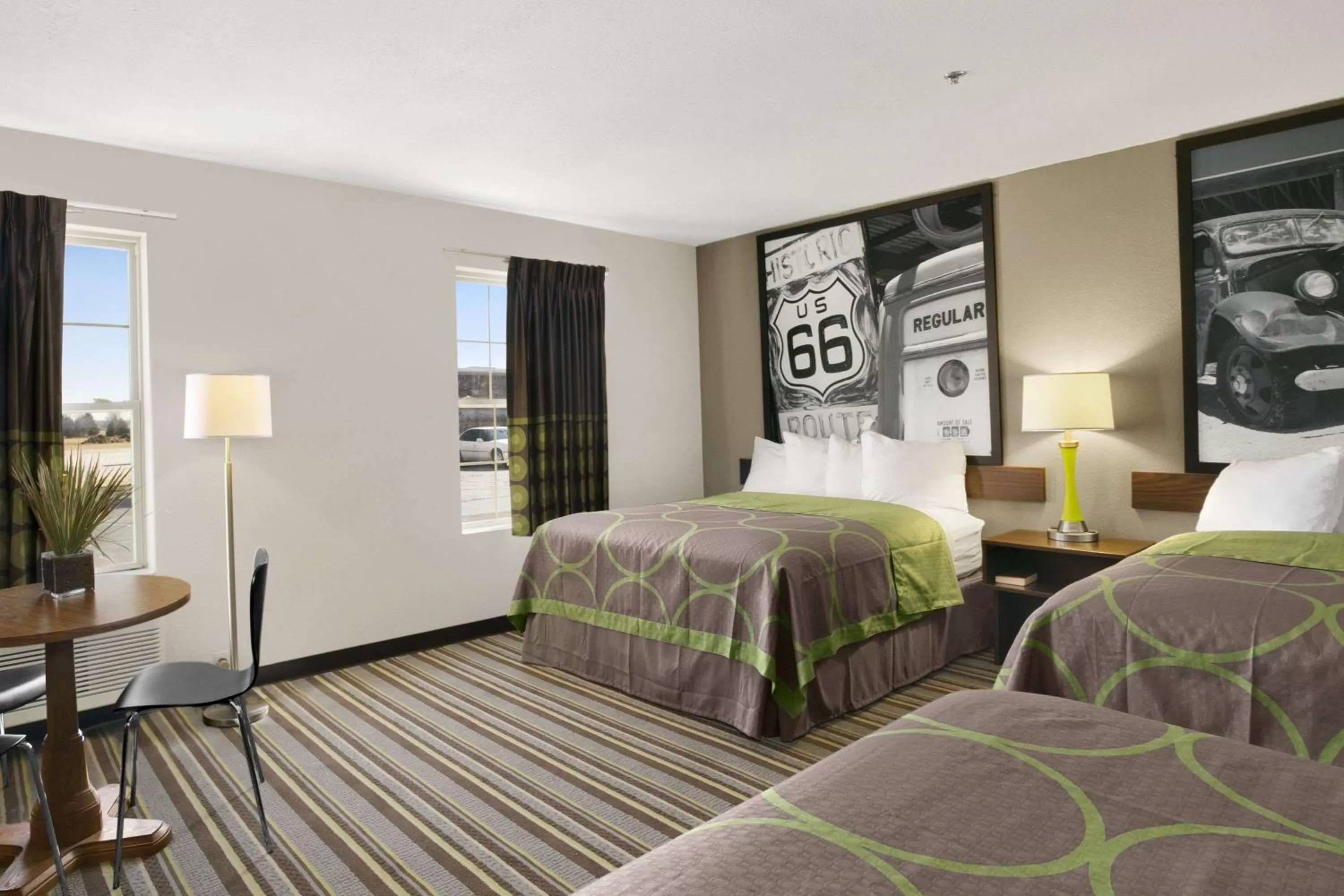 Superior Queen Suite - Non-Smoking in Super 8 by Wyndham Stafford/Springfield Area