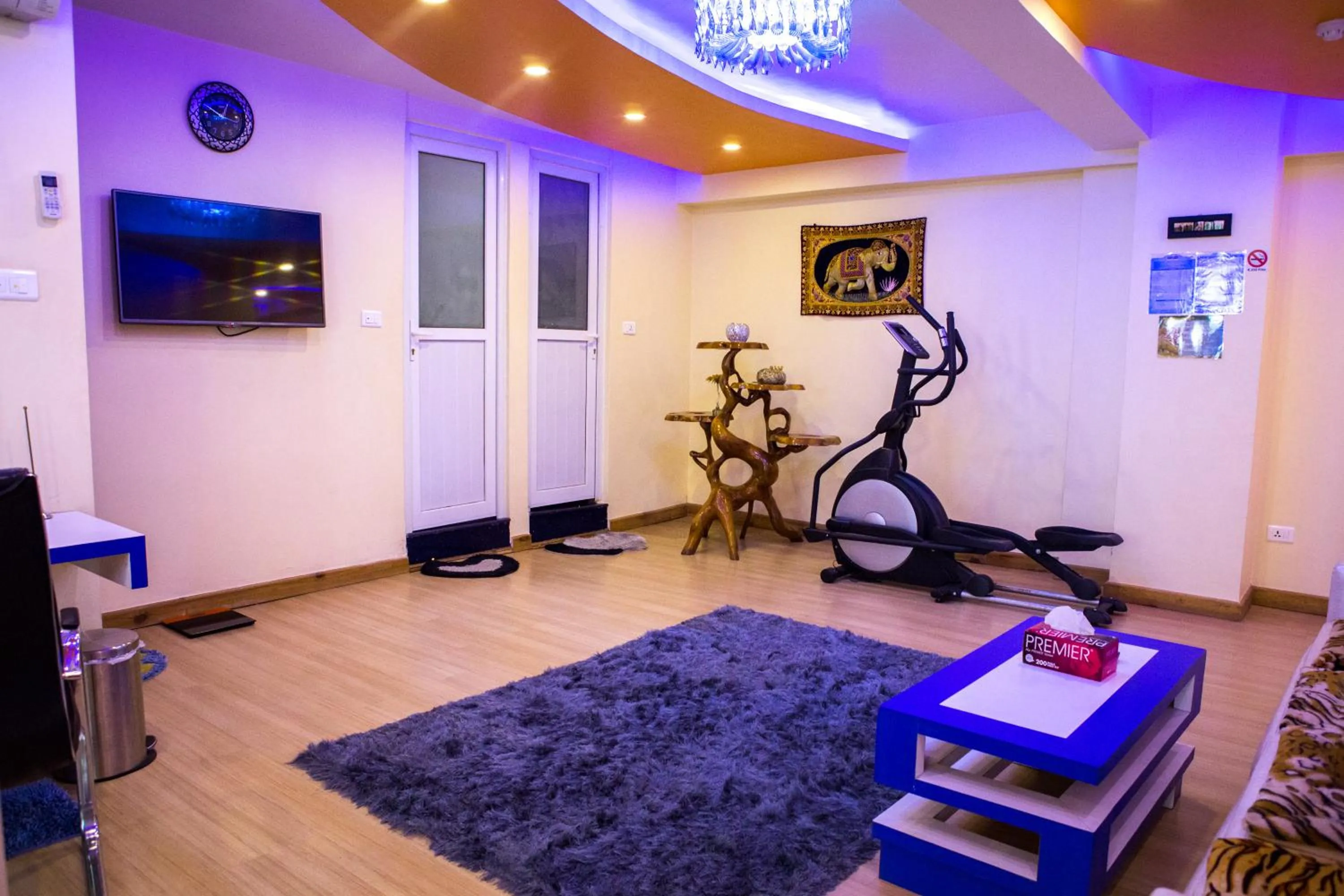 Presidential Suite - single occupancy in Royal Penguin Boutique Hotel & Spa