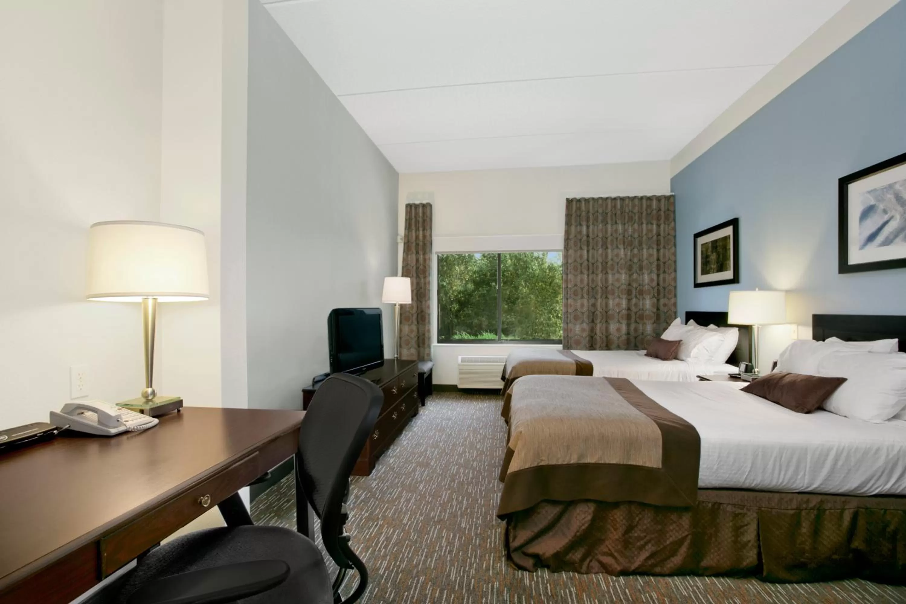 Double Room with Two Double Beds - Mobility Accessible - Non-Smoking in Wingate by Wyndham Green Bay