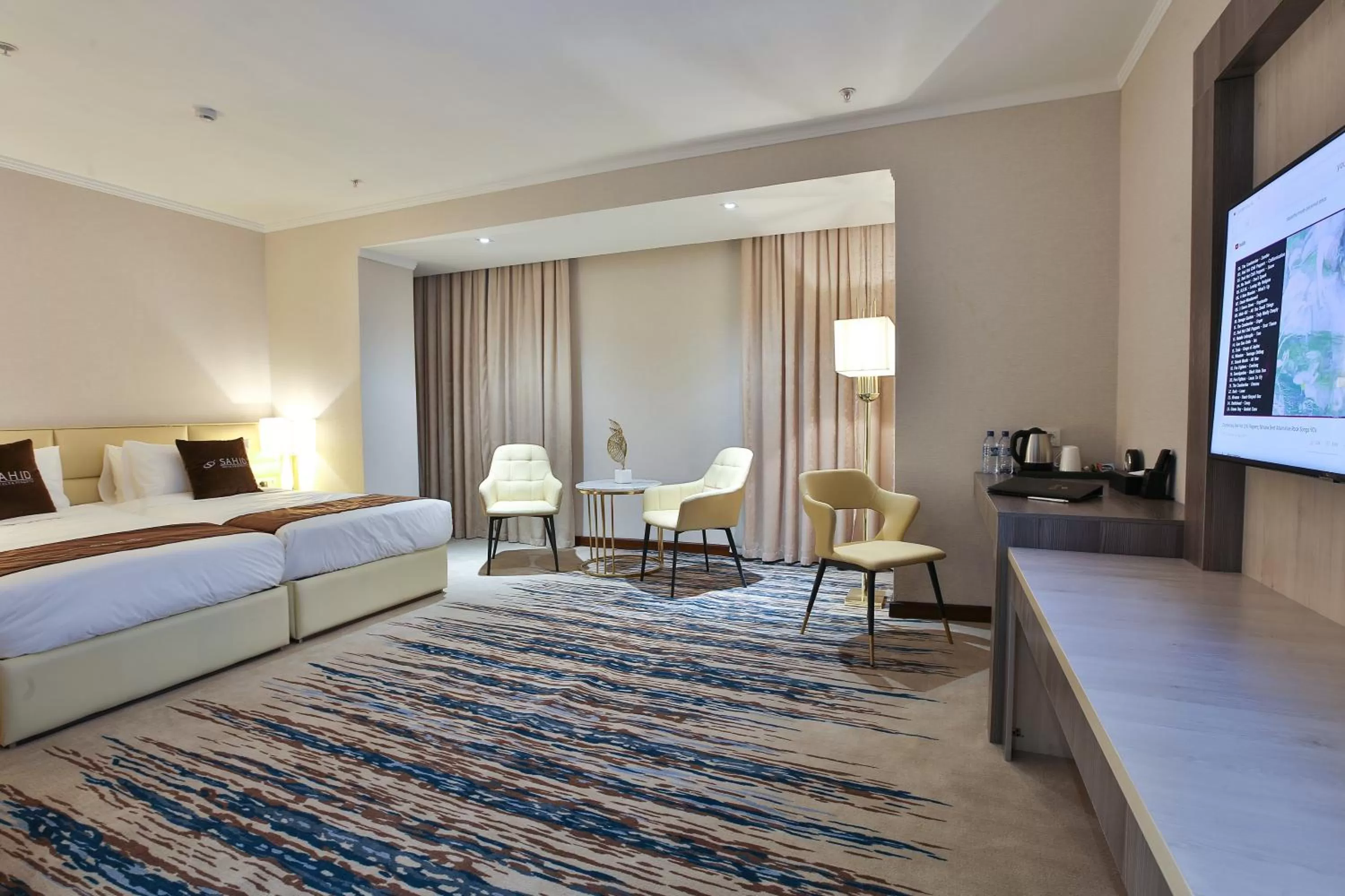 Deluxe Twin Room in Sahid Zarafshon