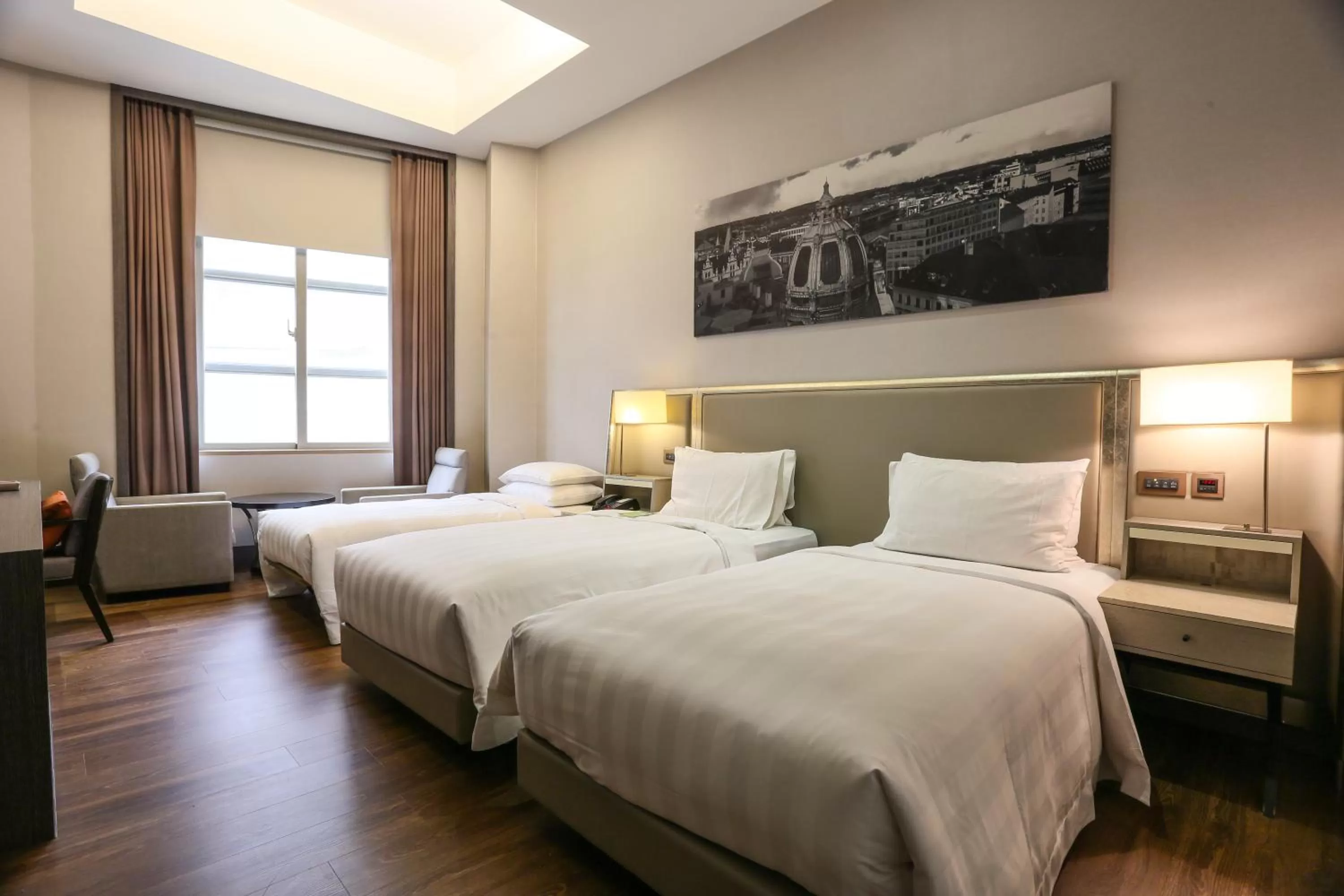 Deluxe Twin Room with Extra Bed in City Suites - Taipei Nandong