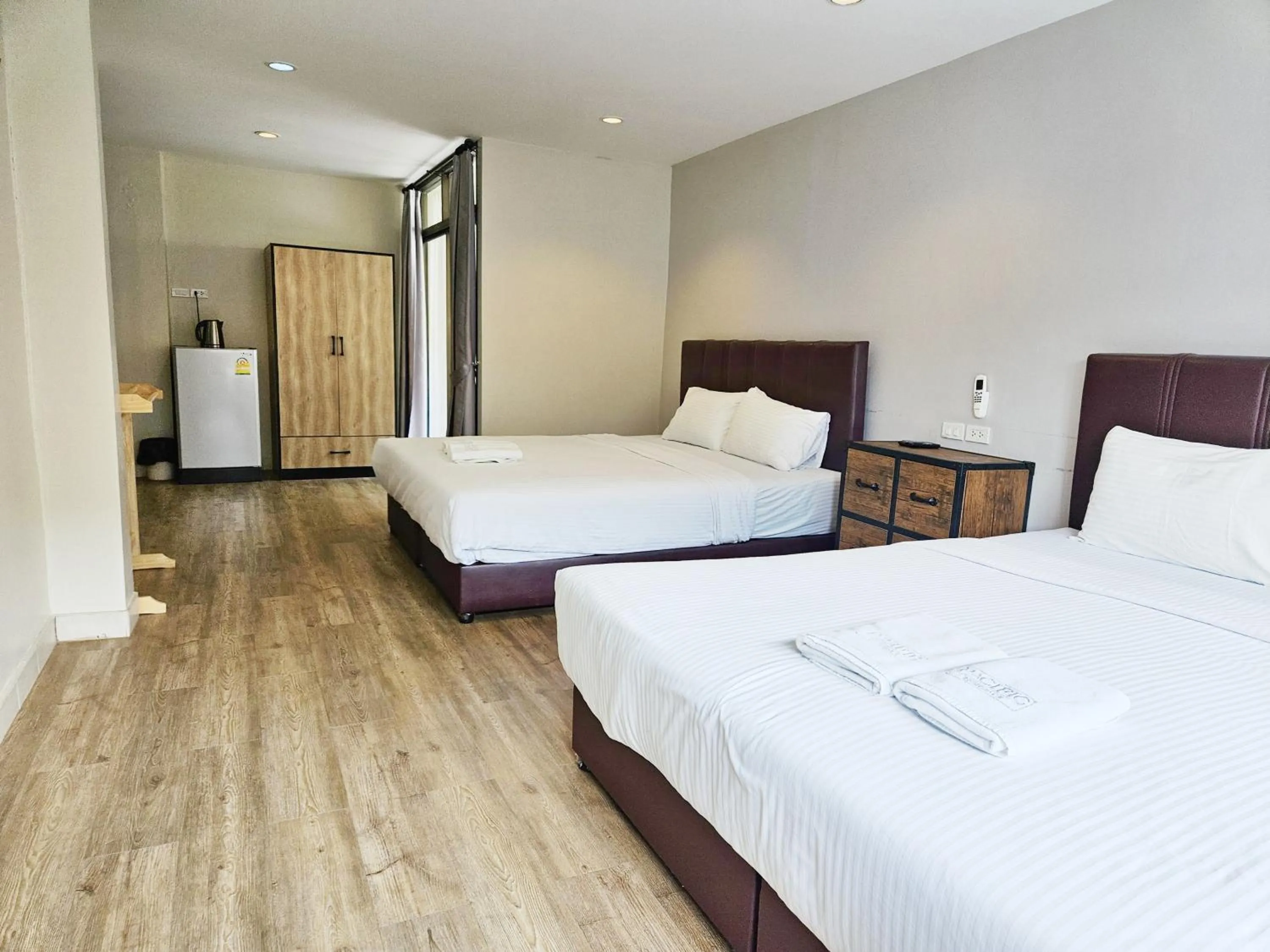 Deluxe Family Suite in Pacific Residence