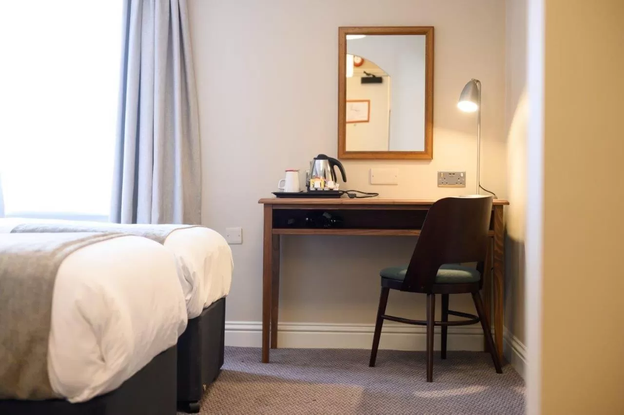 Standard Twin Room in The St George and Dragon by Innkeeper's Collection