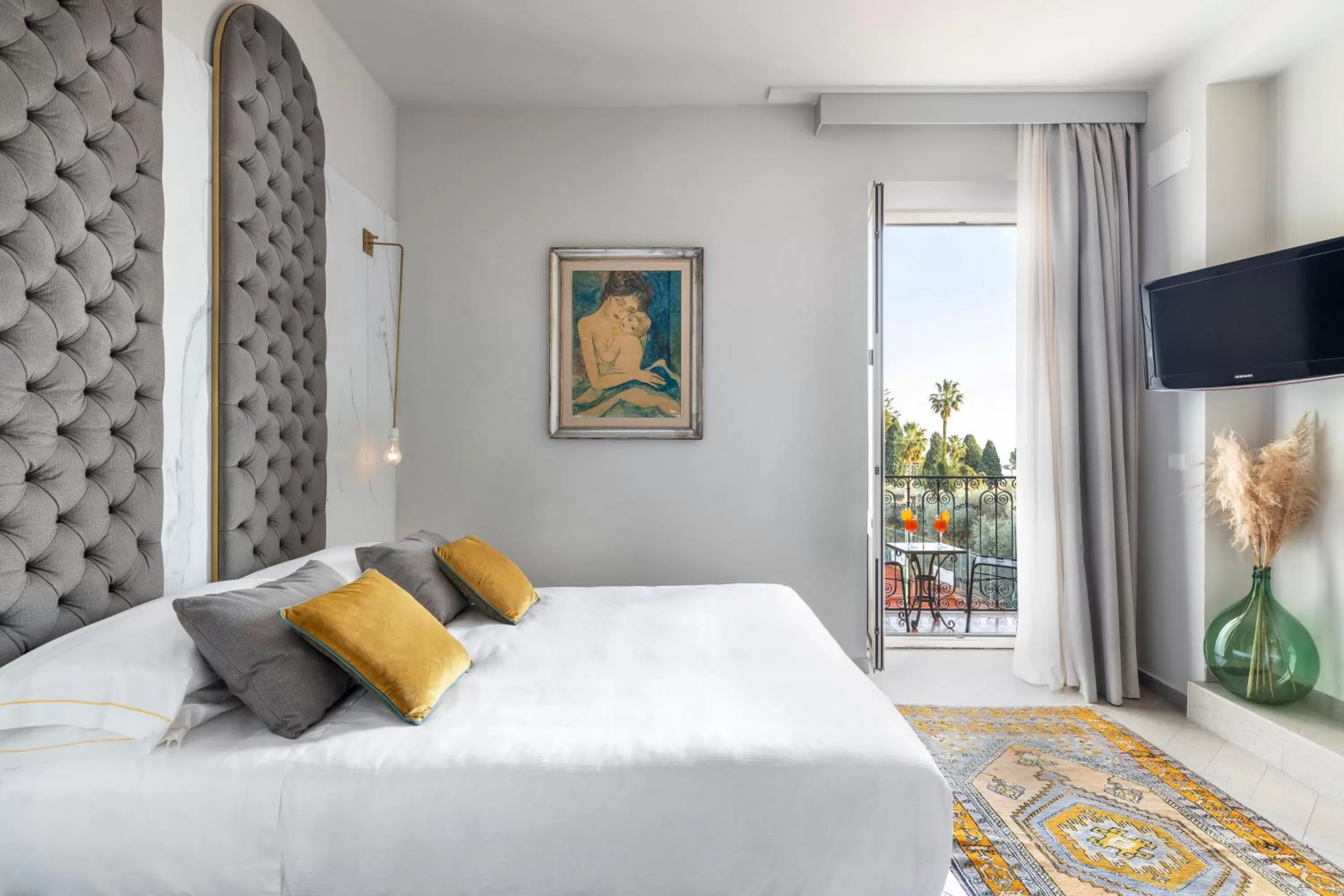 Standard Double or Twin Room with Garden View - single occupancy in Hotel Villa Paradiso