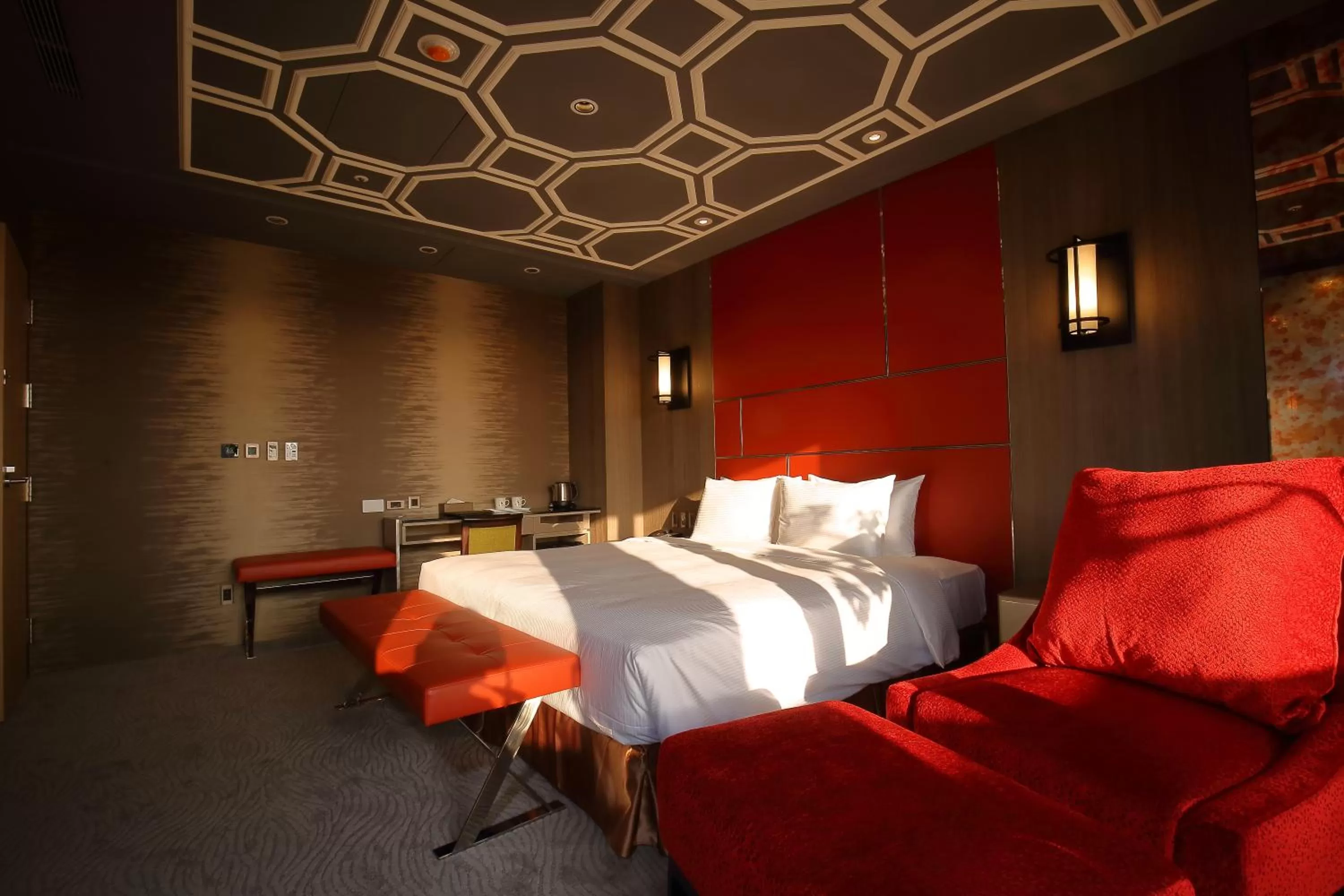 Eco Presidential Suite in Kloud Hotel