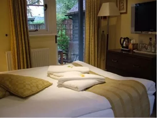 Double Room with Private Bathroom in The New Inn