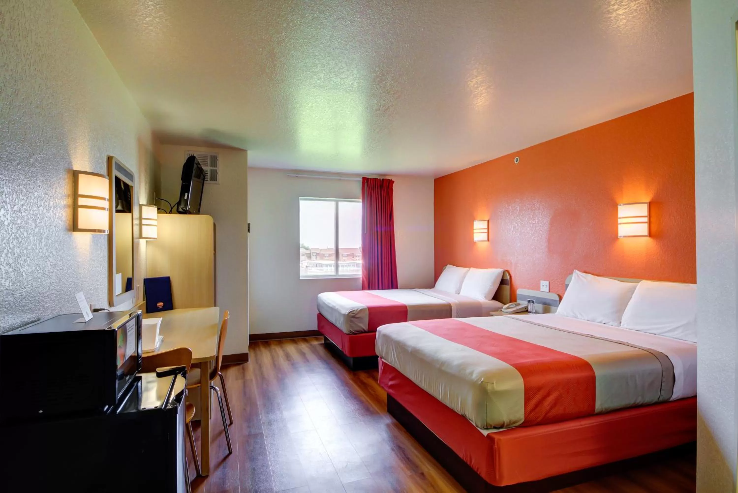 Queen Room with Two Queen Beds - Smoking in Motel 6-El Reno, OK