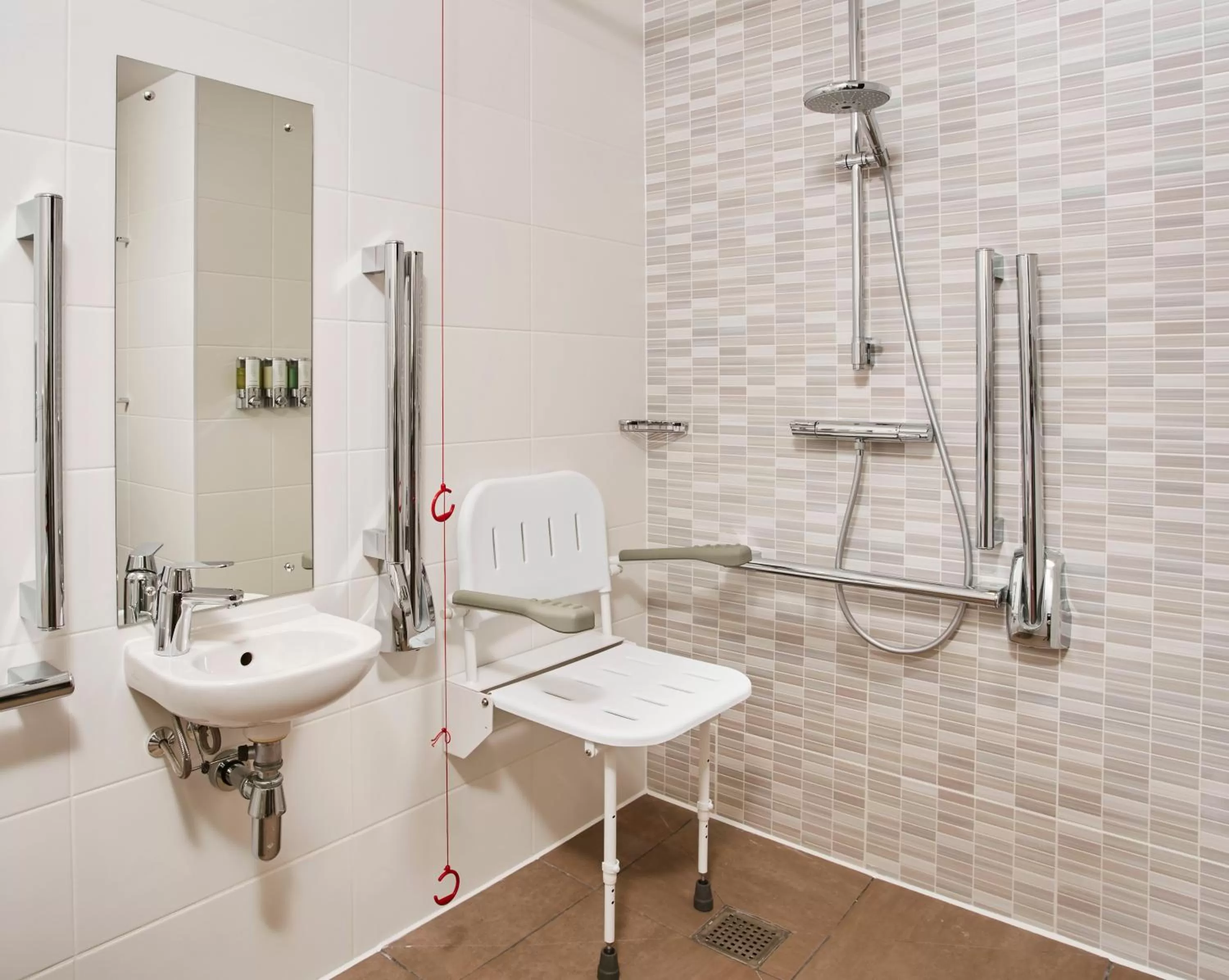 Queen Room - Mobility Access in Hampton by Hilton Oxford