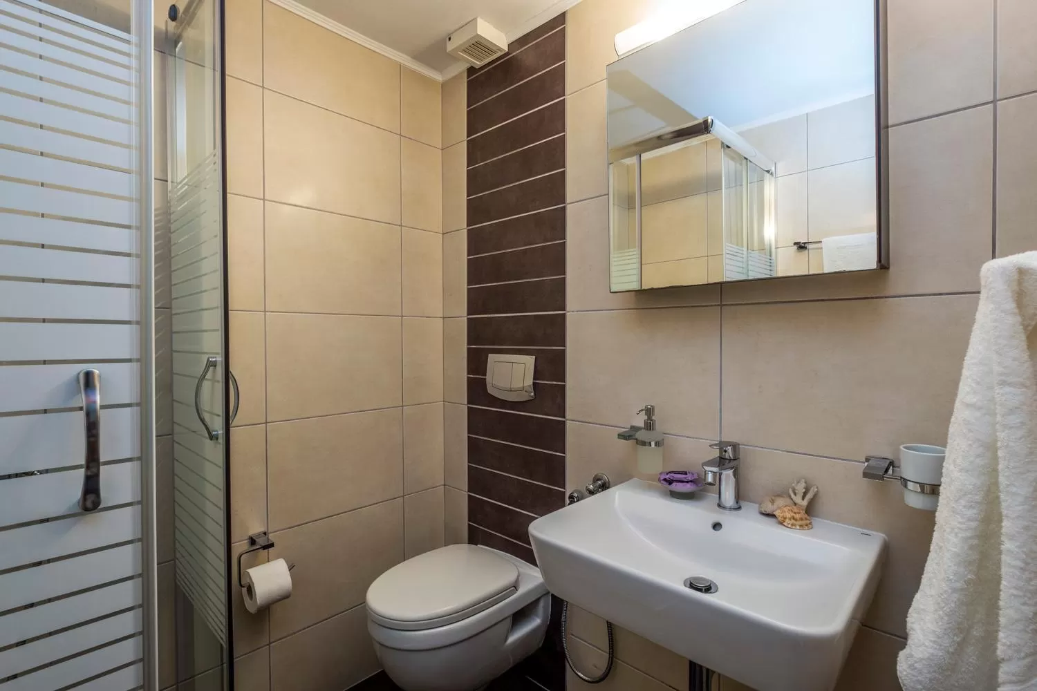 Family Two-Bedroom Suite in Aris Boutique Hotel