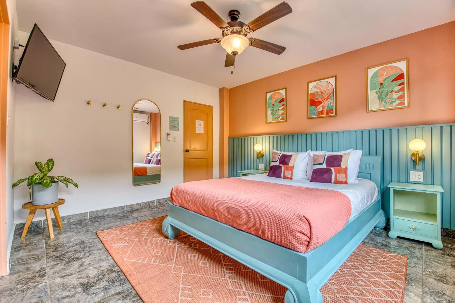 Standard Queen in Bocas Paradise Hotel