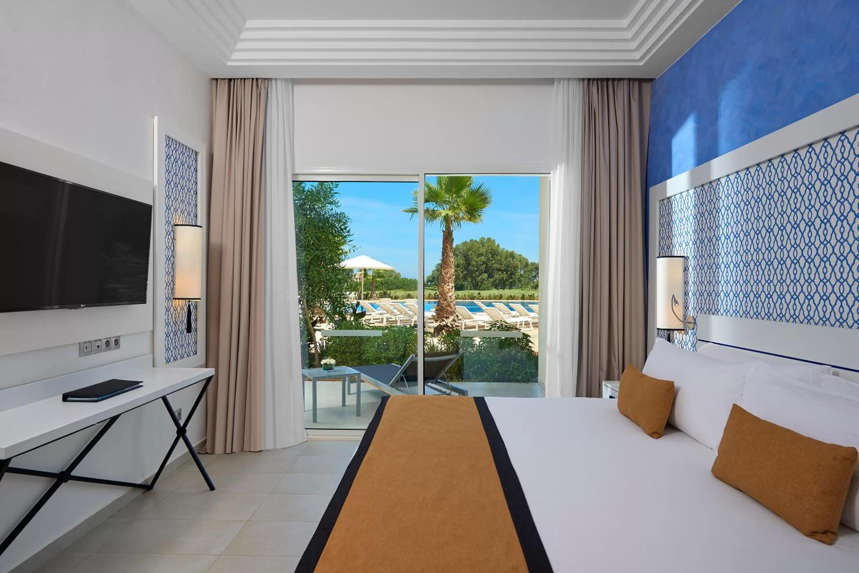 Junior Suite with Garden View and Balcony in Radisson Blu Resort, Saidia Garden