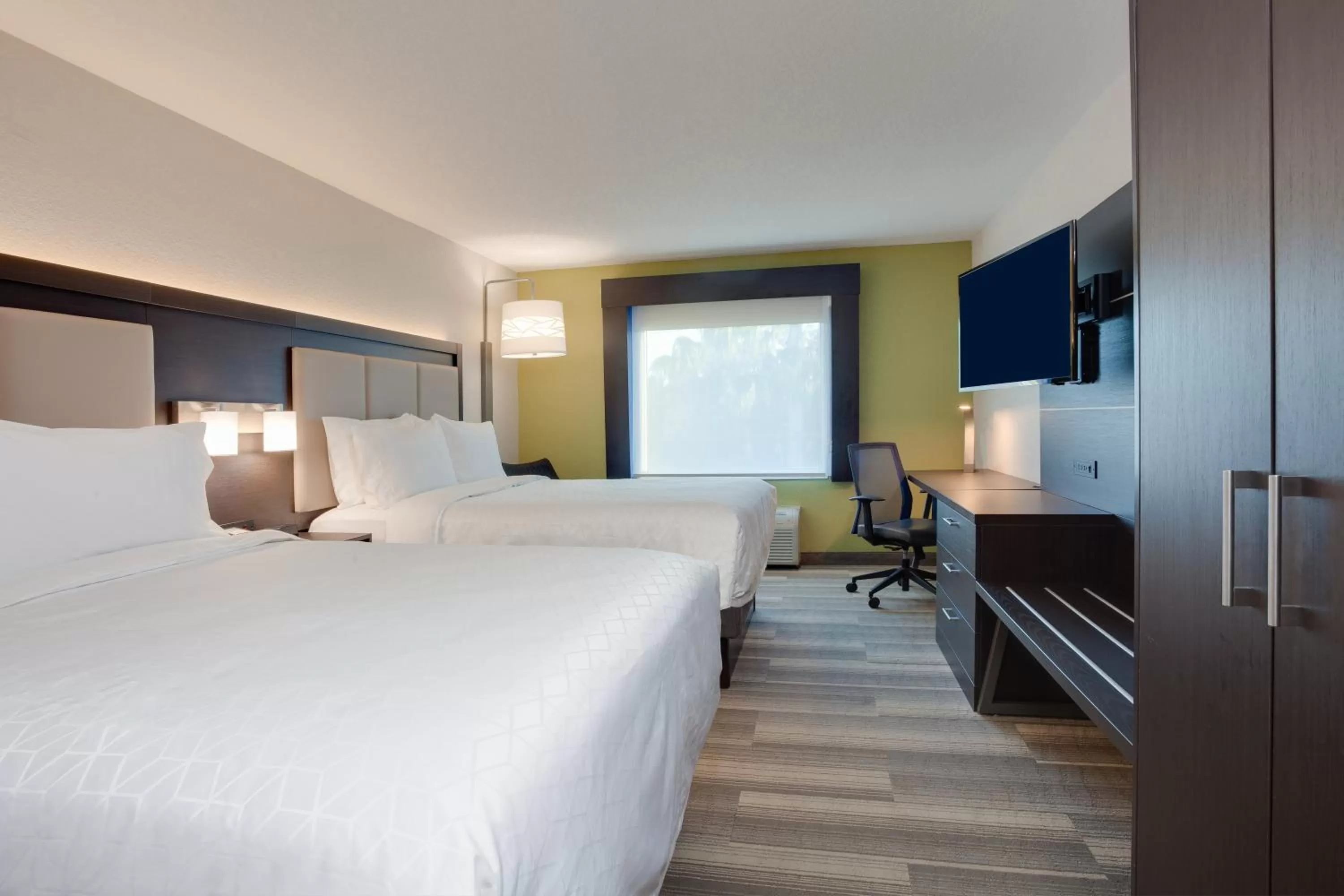 Standard Queen Room with Two Queen Beds in Holiday Inn Express Hotel & Suites Fort Lauderdale Airport/Cruise Port by IHG
