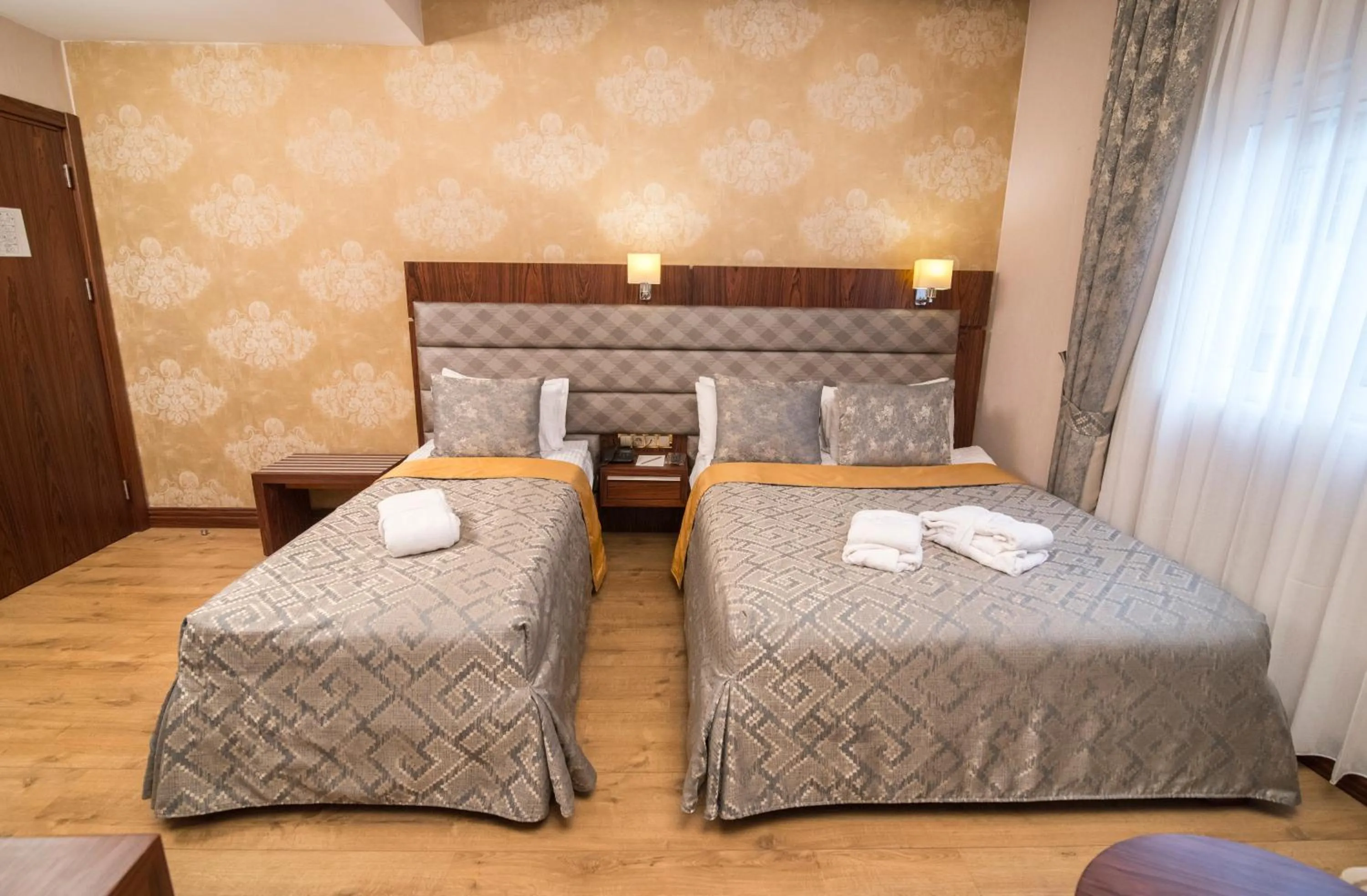 Triple Room in MidMar Deluxe Hotel