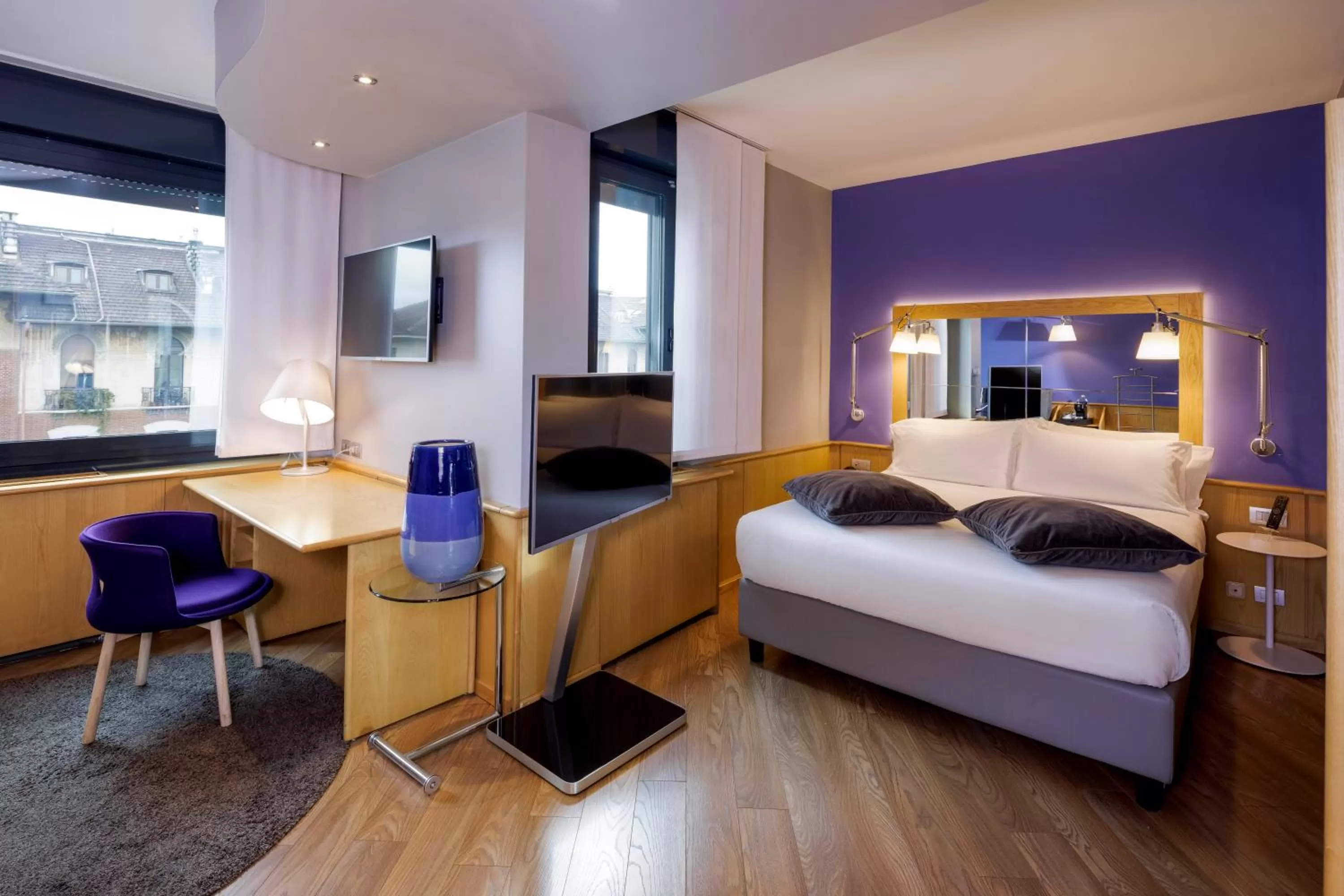 Junior Queen Suite with One Single Bed in Best Western Plus Executive Hotel and Suites
