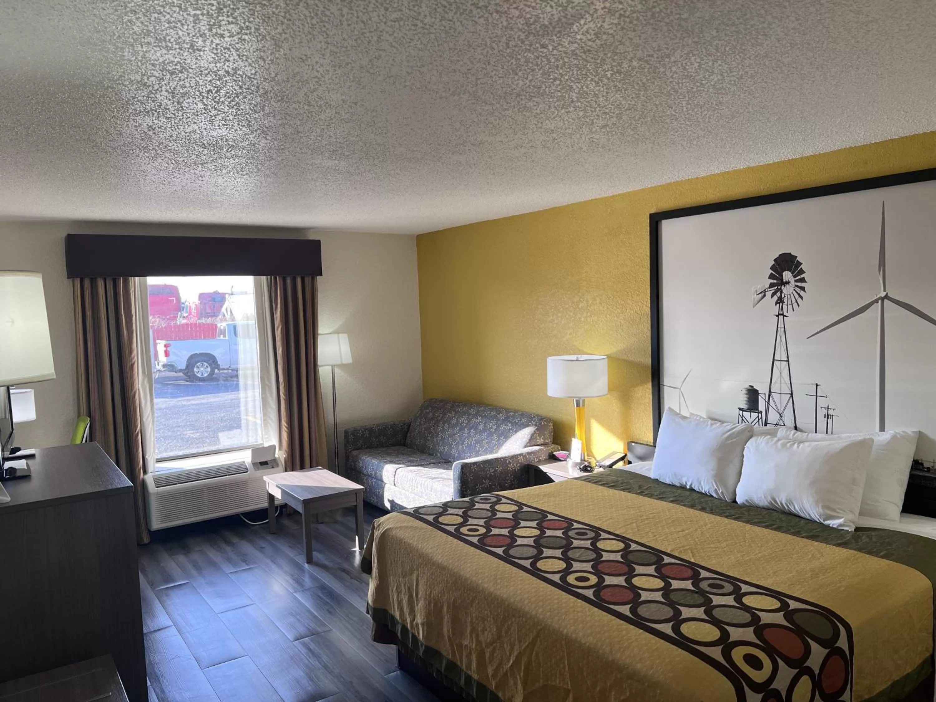 Business King Room - Non-Smoking in Super 8 by Wyndham Ft Stockton