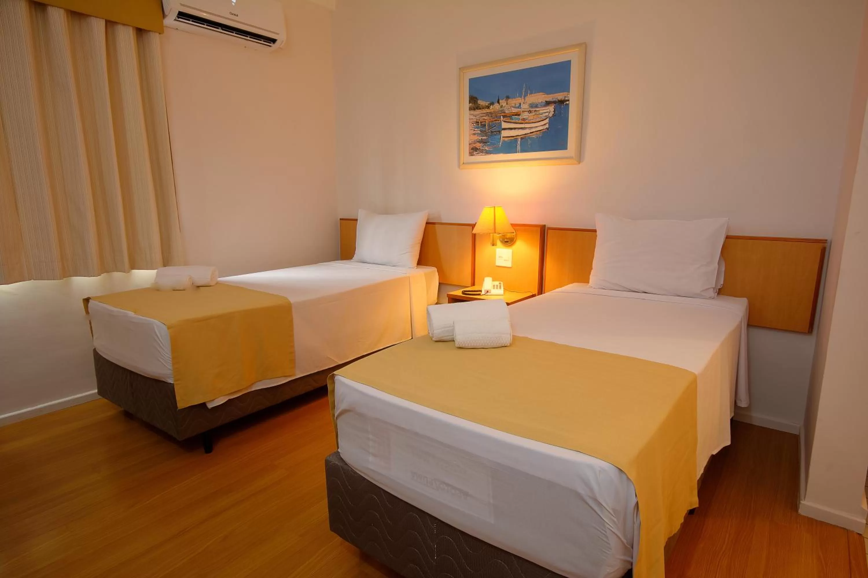 Standard Twin Room - single occupancy in Fênix Hotel Limeira