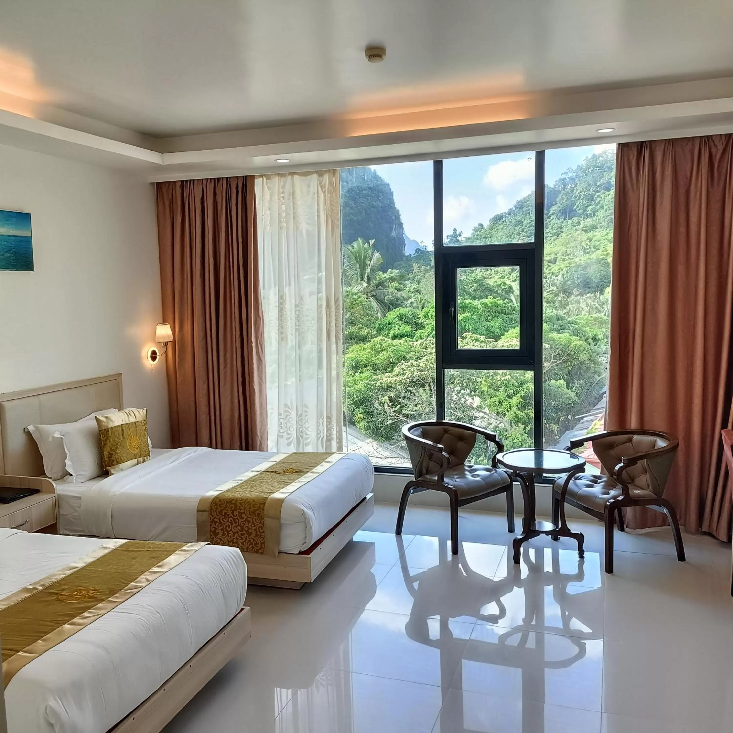 Superior Twin Room in One El Nido Suite