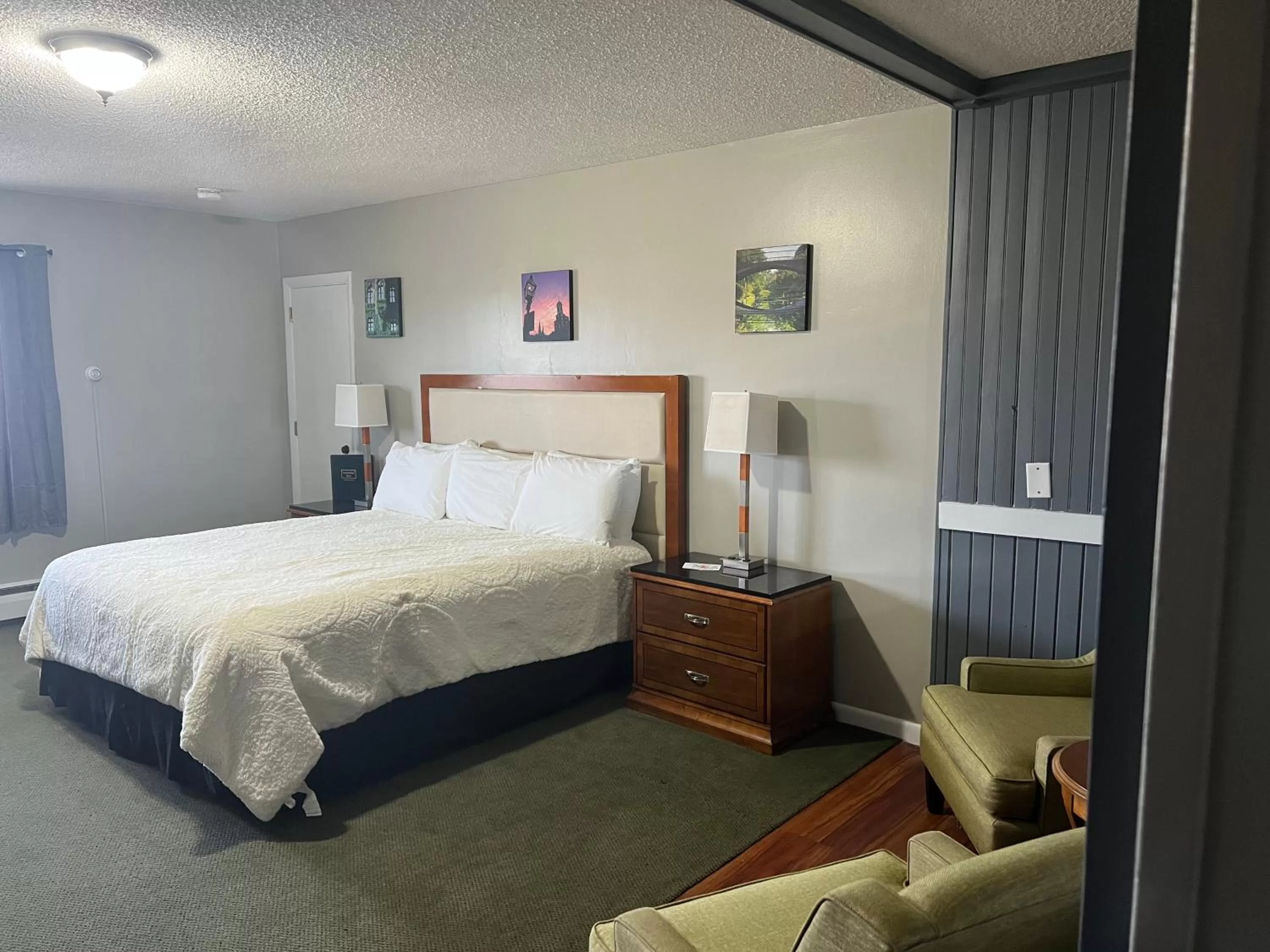 King Room in Vacationland Inn & Suites