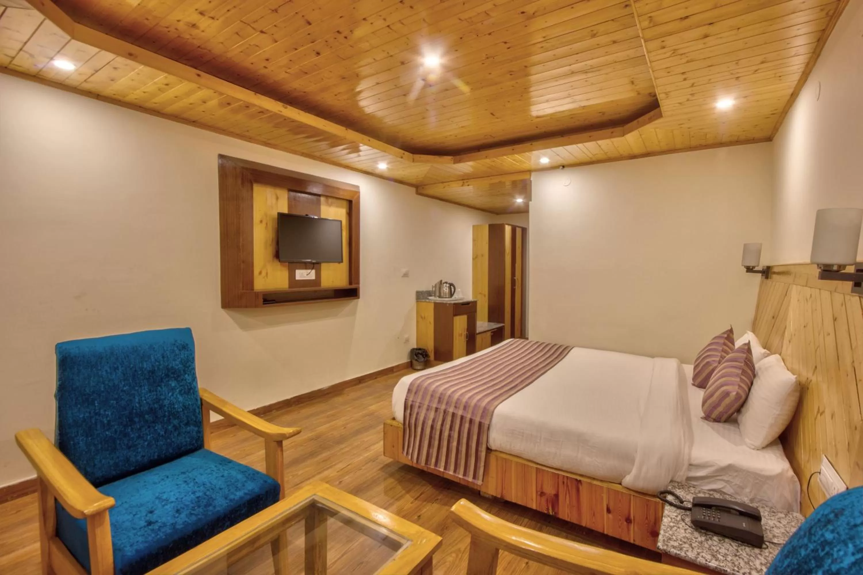 Budget Double Room in Snow City's Montana Blues Resort Manali - Heated & Air-Cooled Stay