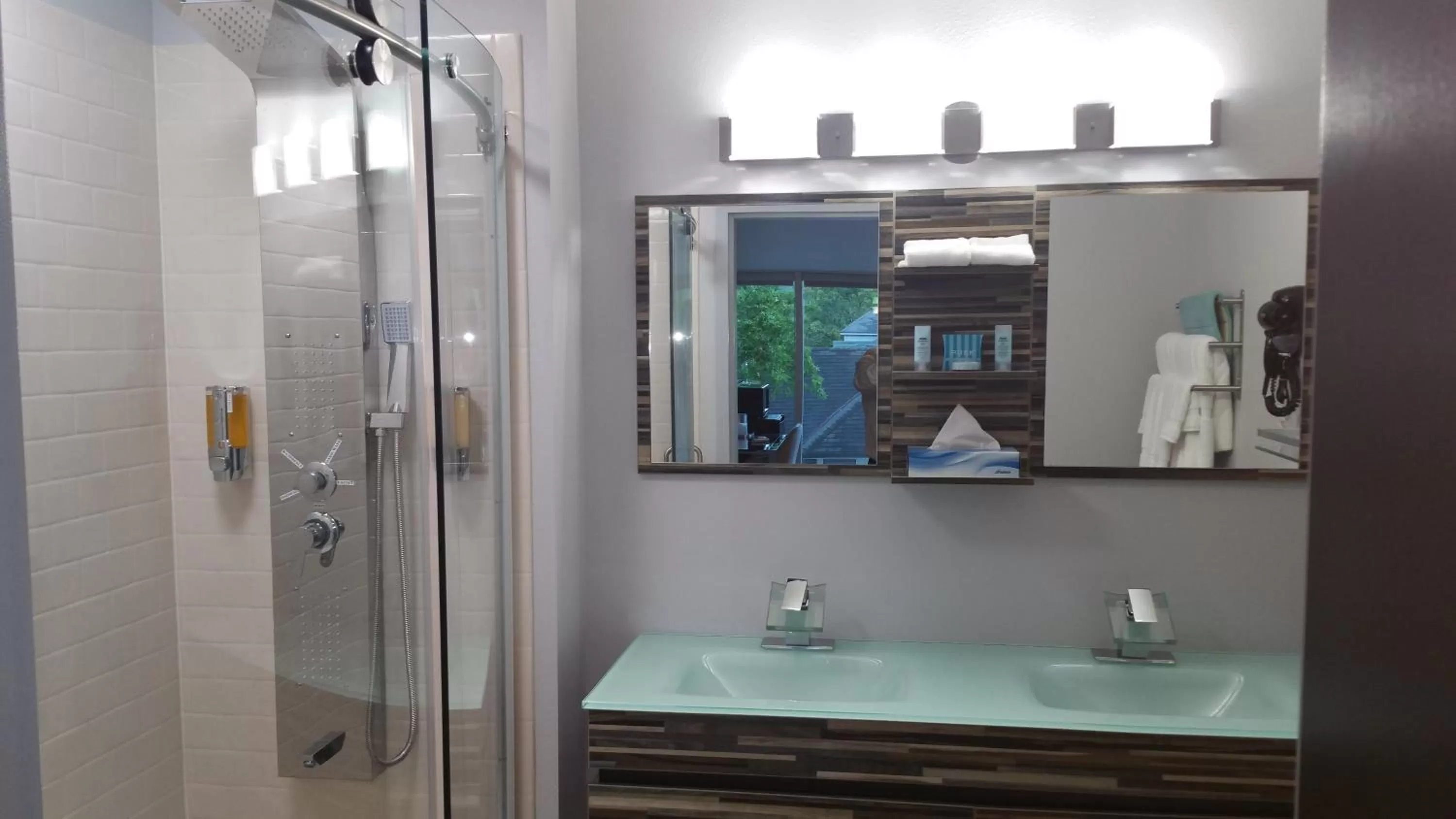 Superior Family Room in Athens Central Hotel