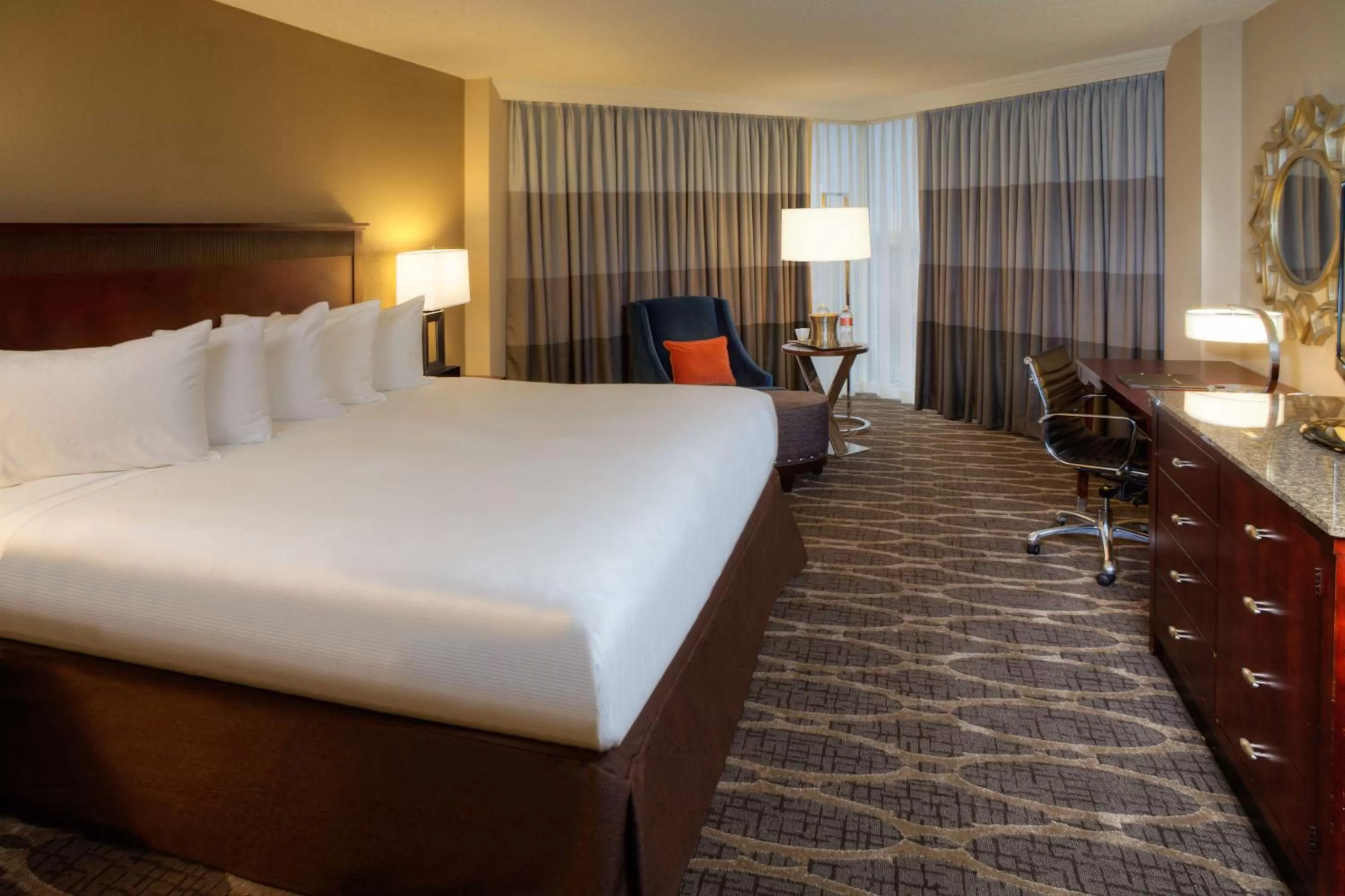 King Room with Roll-In Shower - Mobility/Hearing Accessible in Hilton Houston Westchase