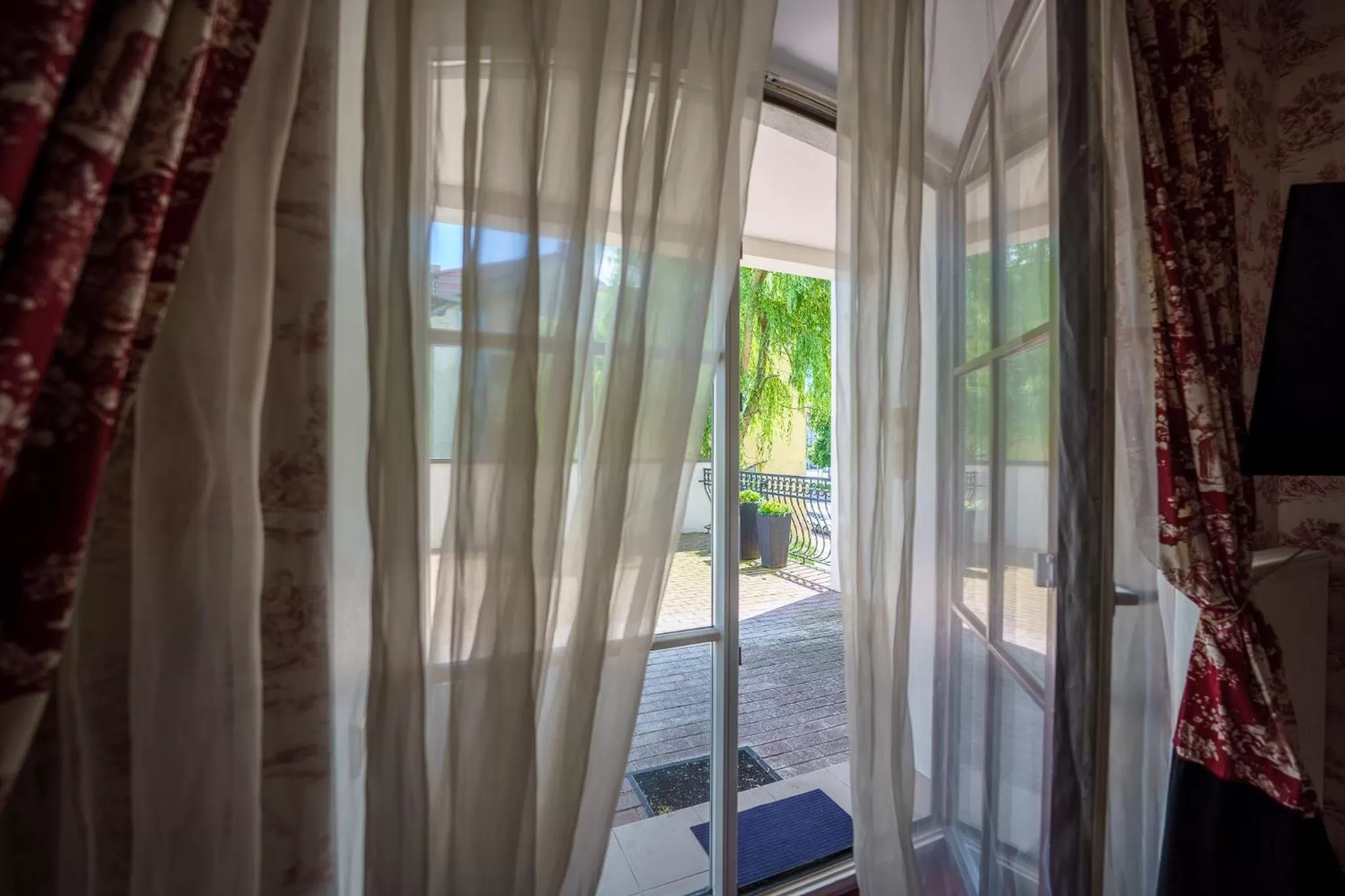 Executive Suite in Moon Garden Old Town Hotel