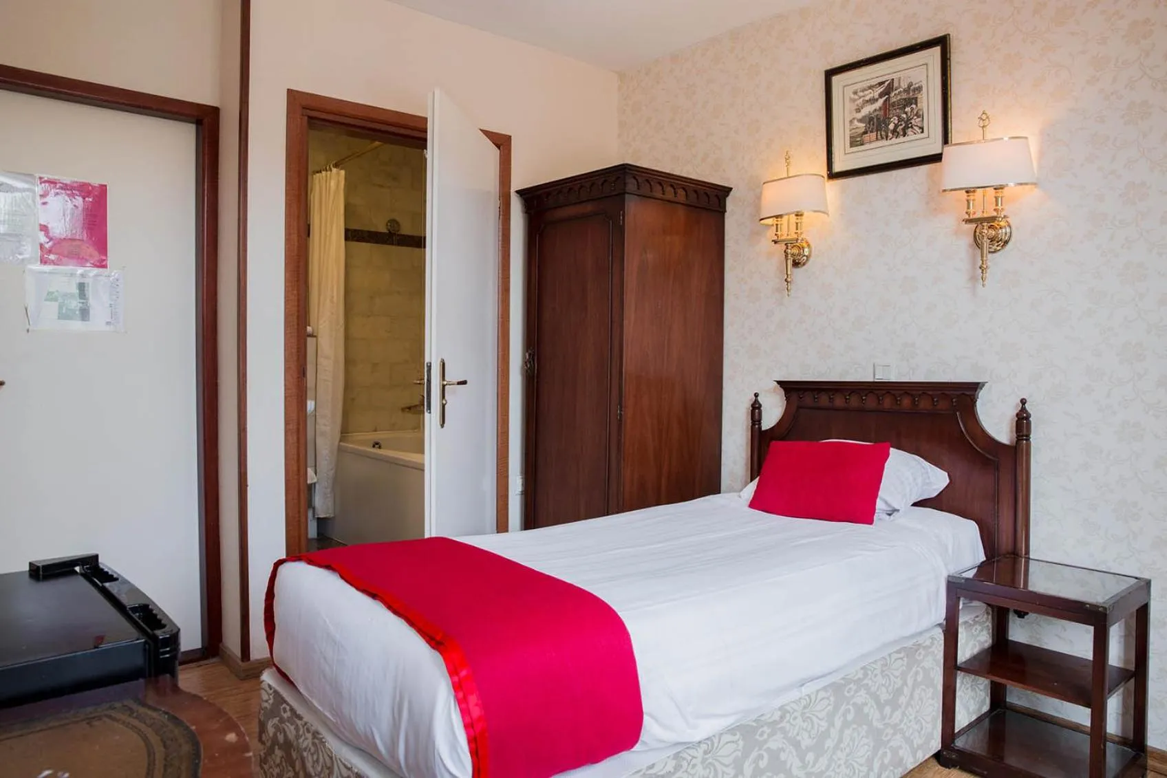 Single (Private Bathroom) in Hotel Atlanta