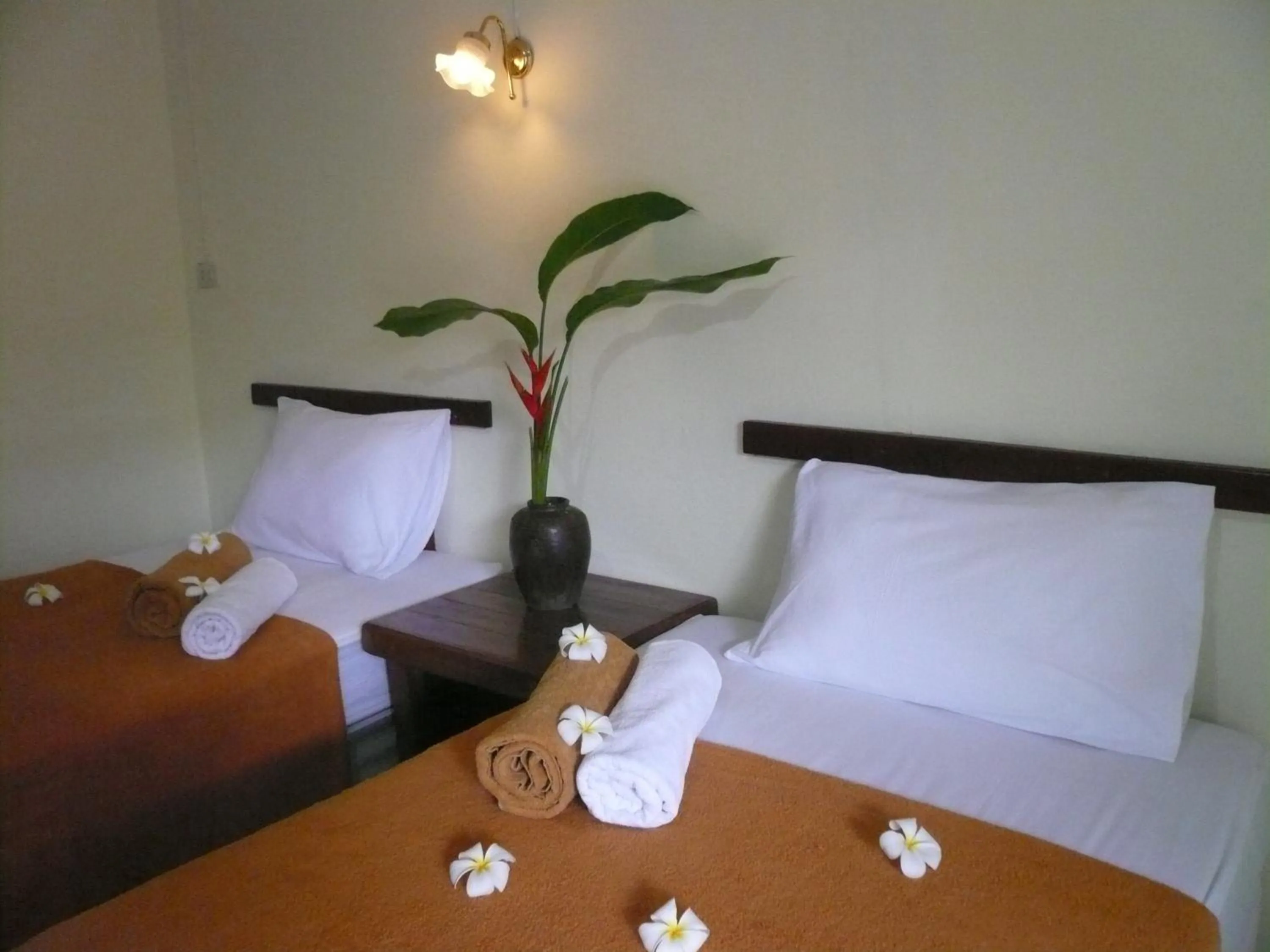 Standard Twin Room in Baan Lamai Resort