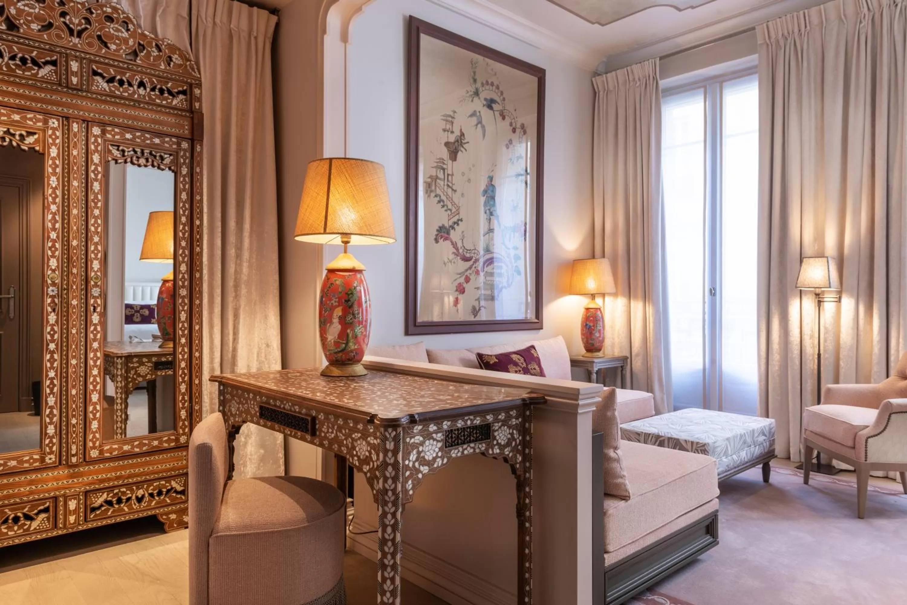 Suite with Balcony in Hotel de Montesquieu