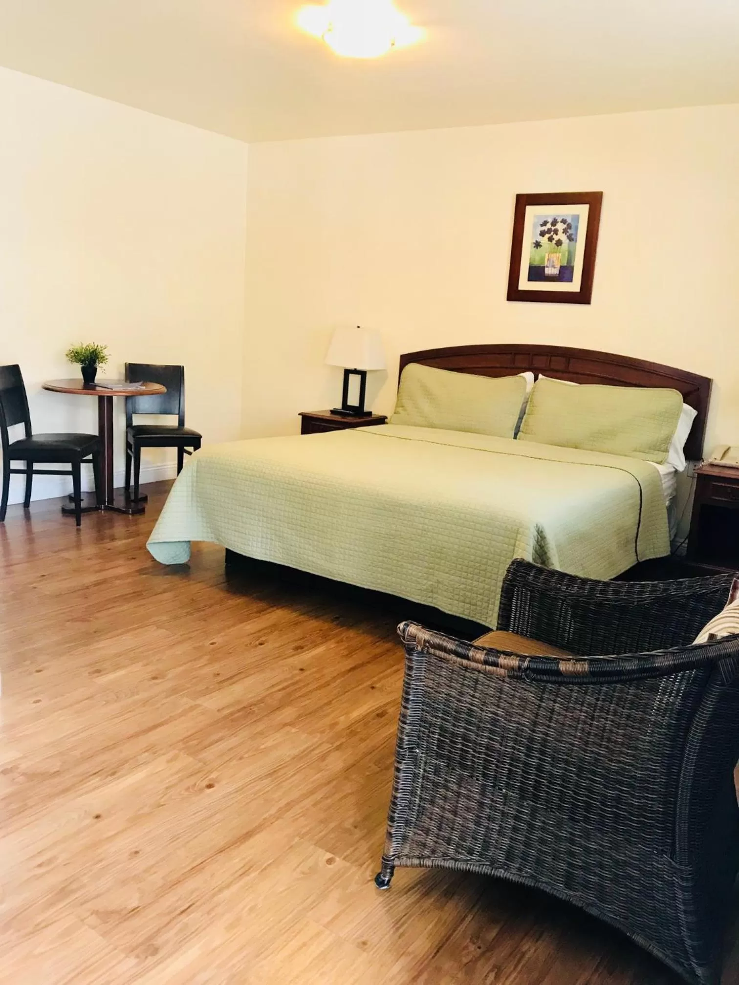 King Room - Disability Access in Bella Capri Inn and Suites