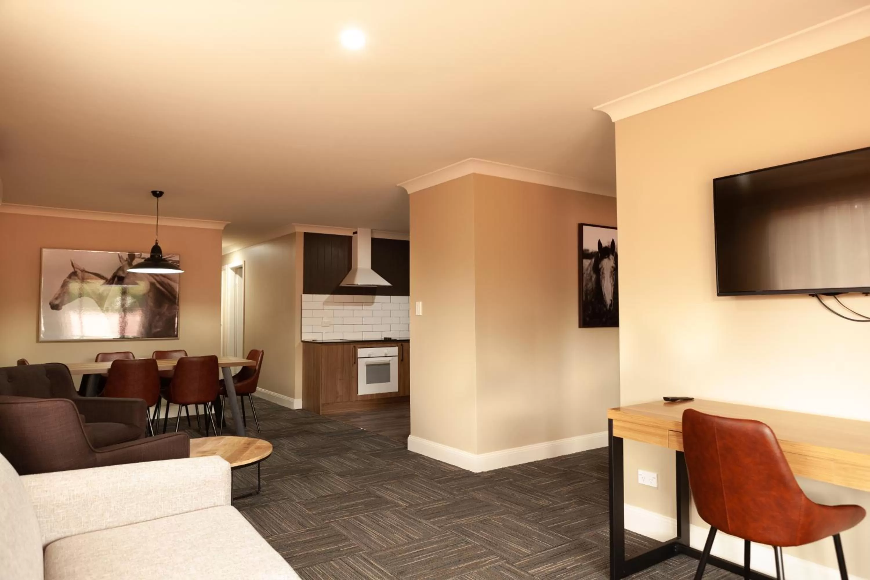 Three-Bedroom Apartment in Nightcap at Archer Hotel