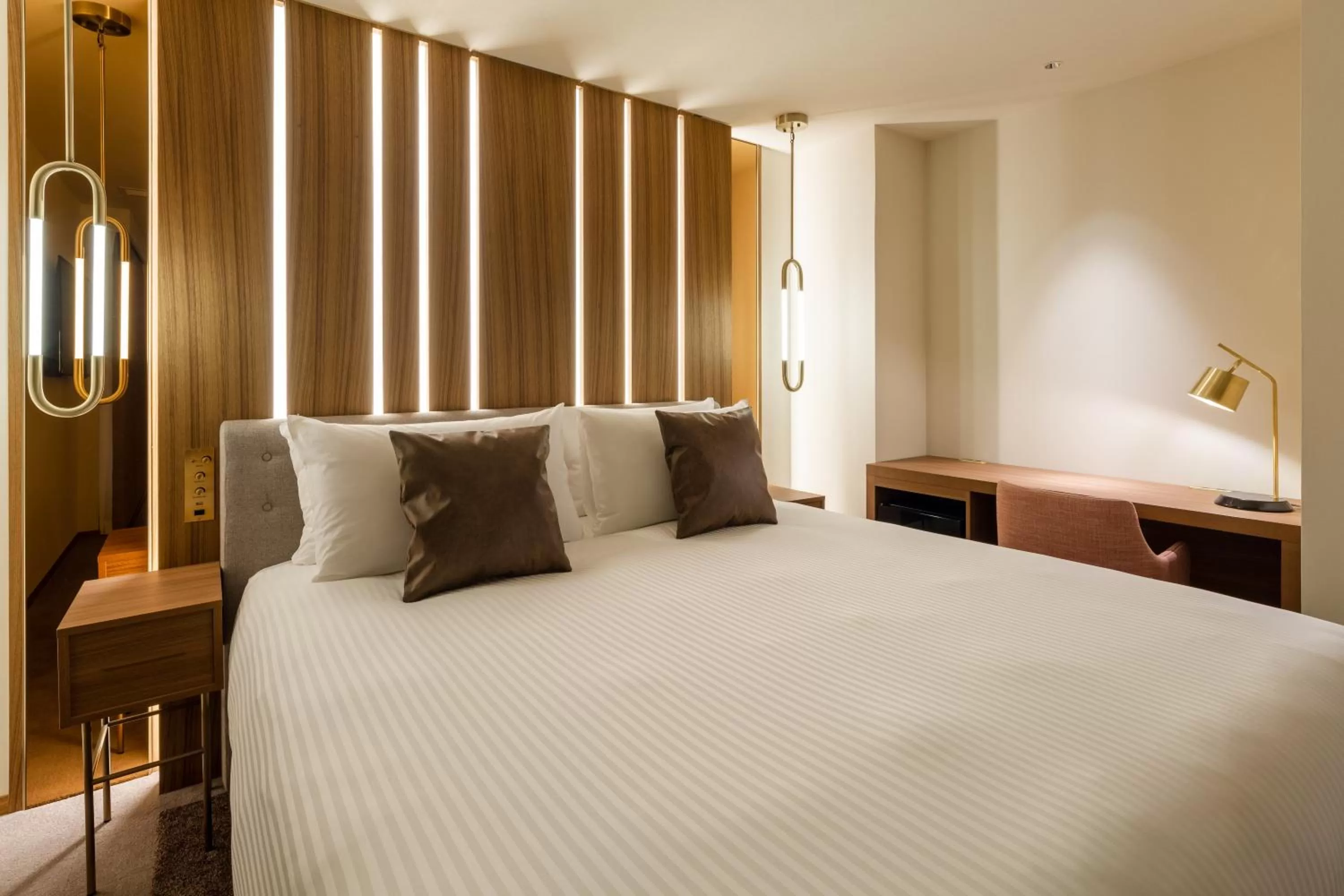 Standard Room 1 King Bed - Non-Smoking in The OneFive Villa Fukuoka