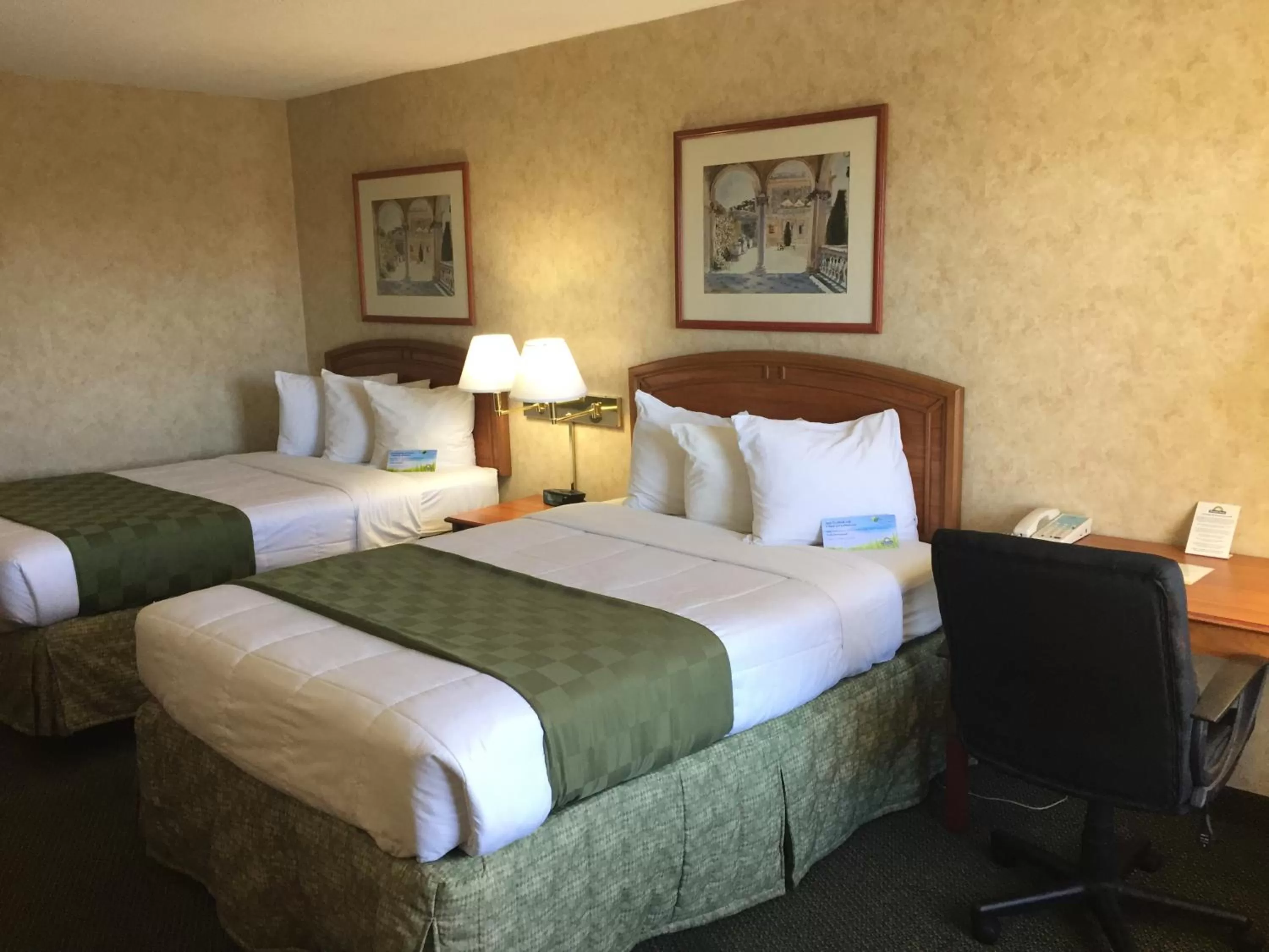 Double Room with Two Double Beds - Smoking in Days Inn & Suites by Wyndham Albuquerque North